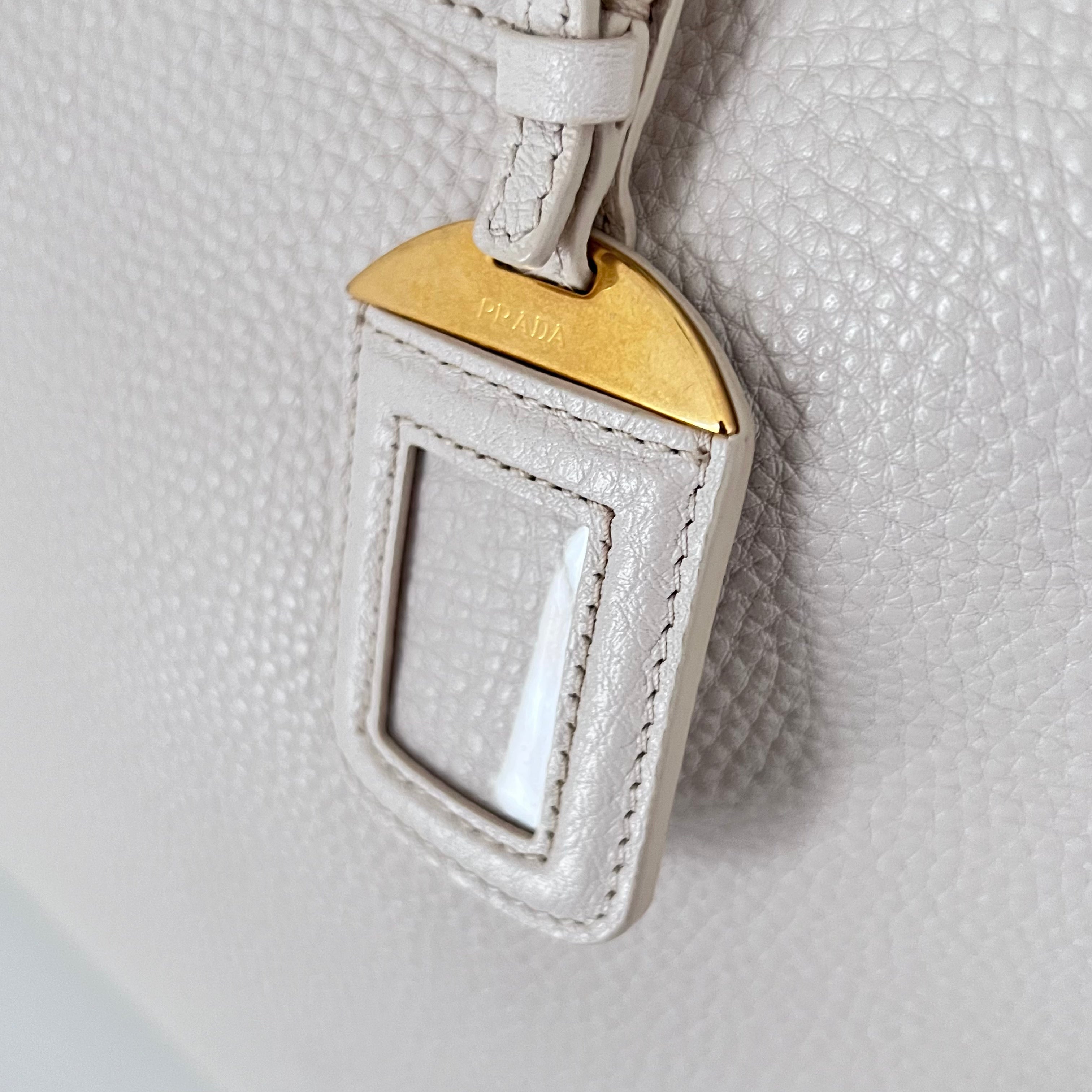 White Vitello Daino Tote