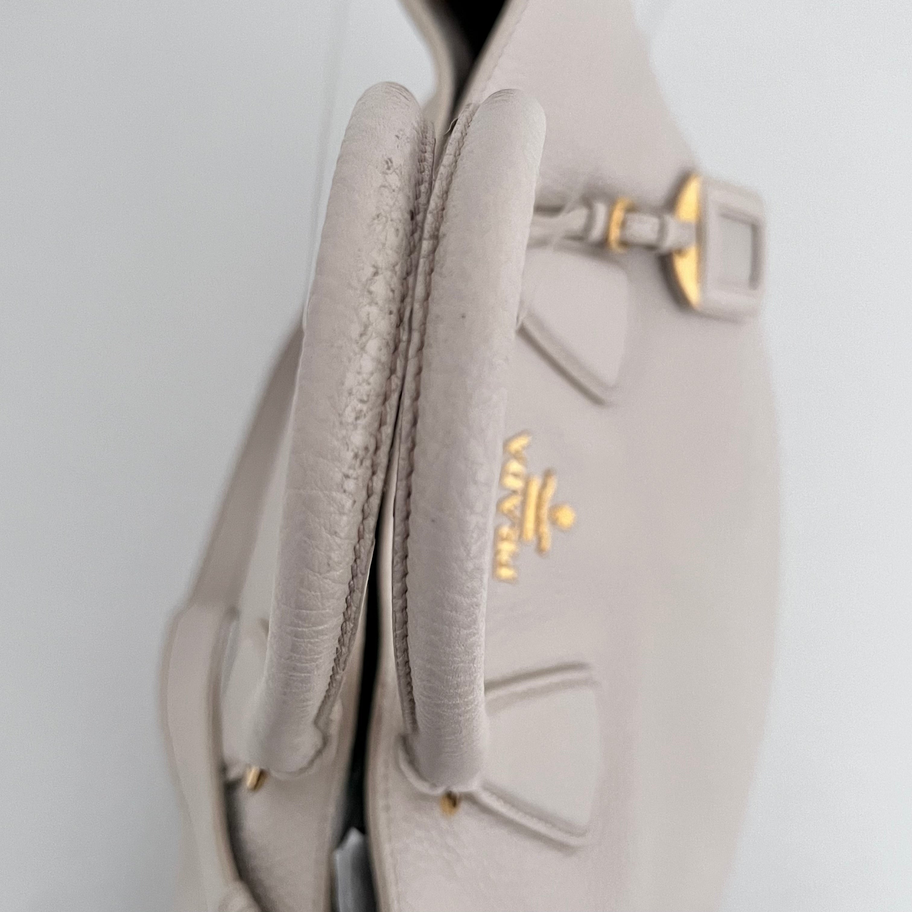 White Vitello Daino Tote
