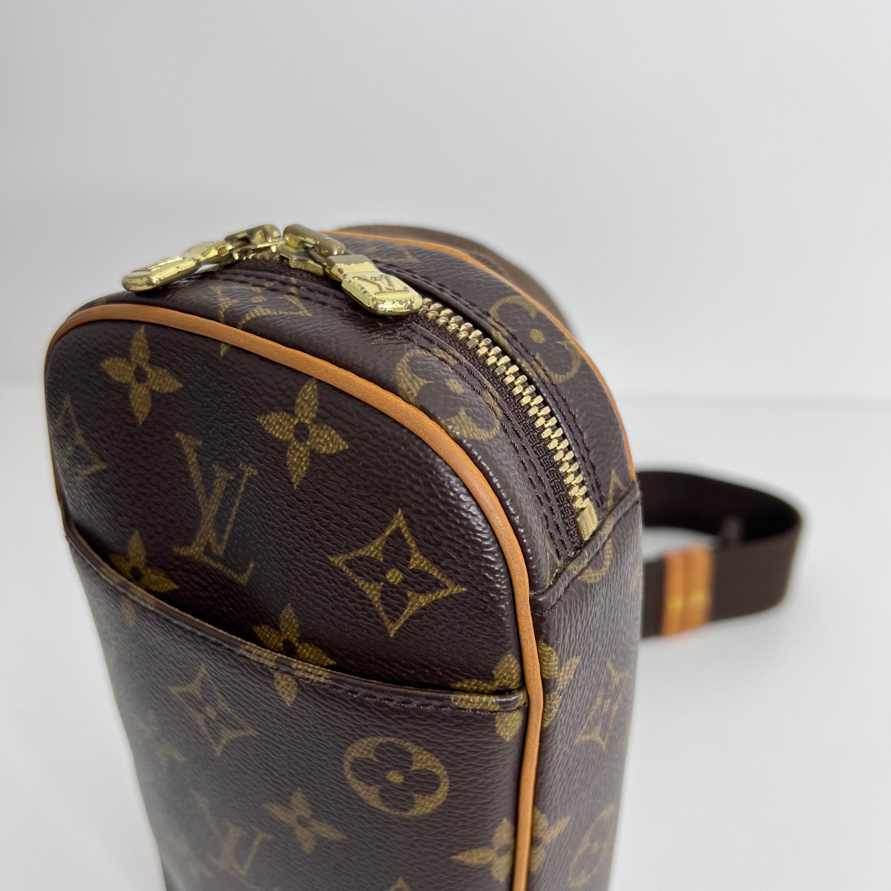 Monogram Pochette Gange
