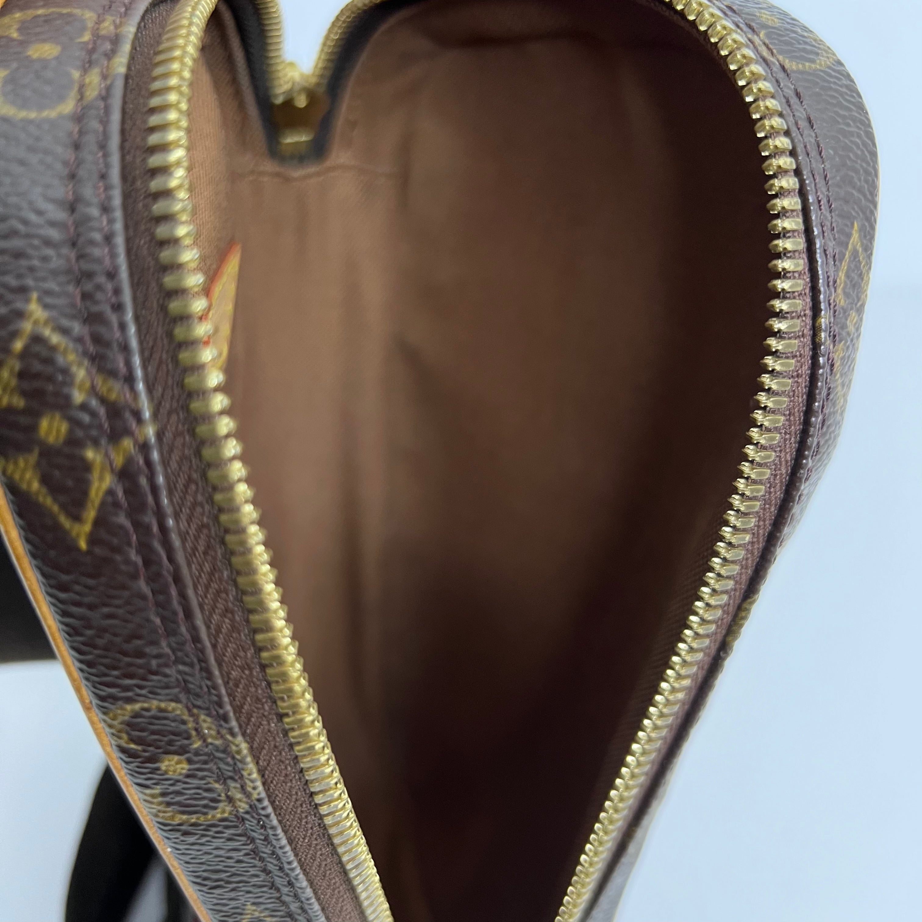 Monogram Pochette Gange