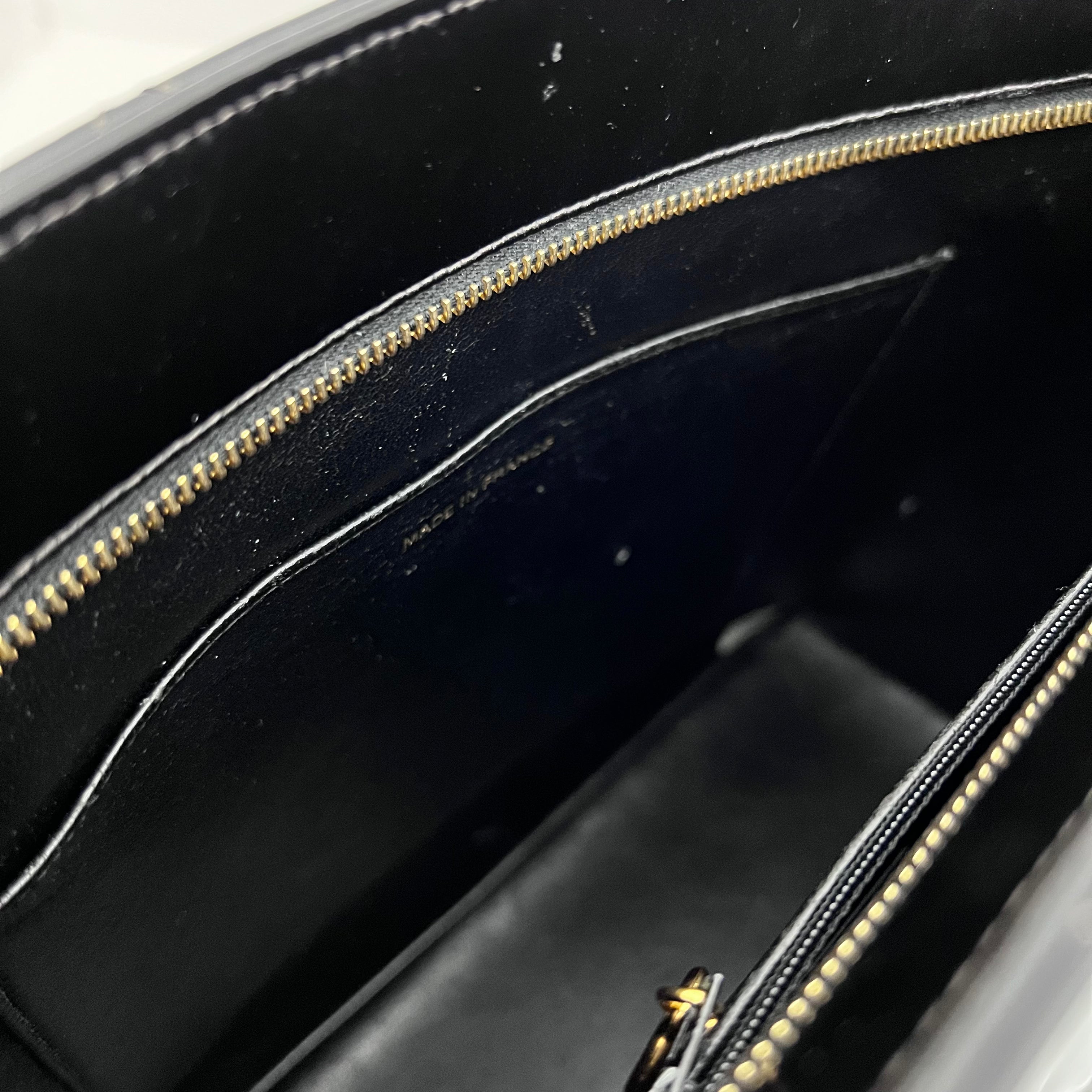 Black Patent Medallion Tote