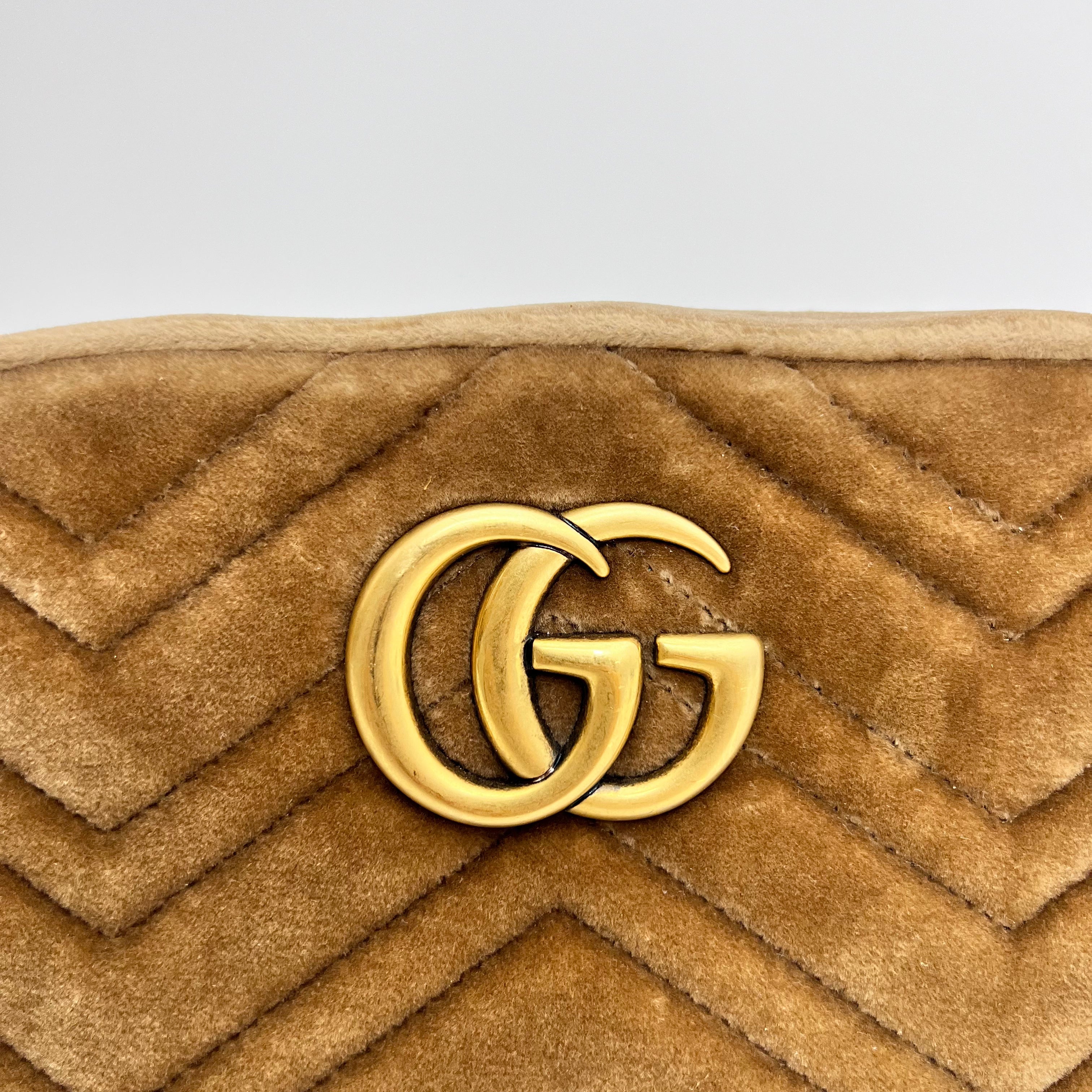 Small GG Marmont Matelassé Velvet Shoulder Bag