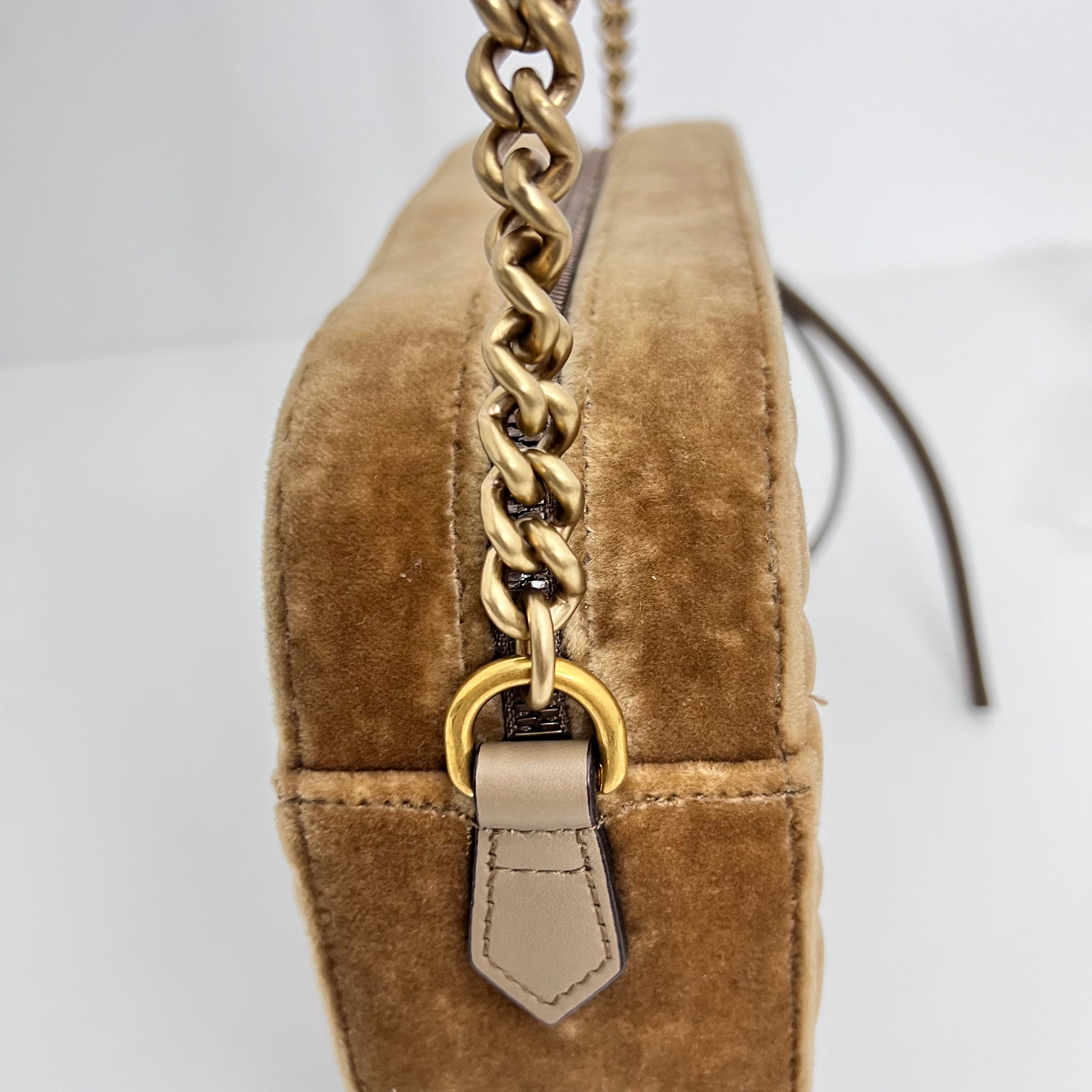 Small GG Marmont Matelassé Velvet Shoulder Bag