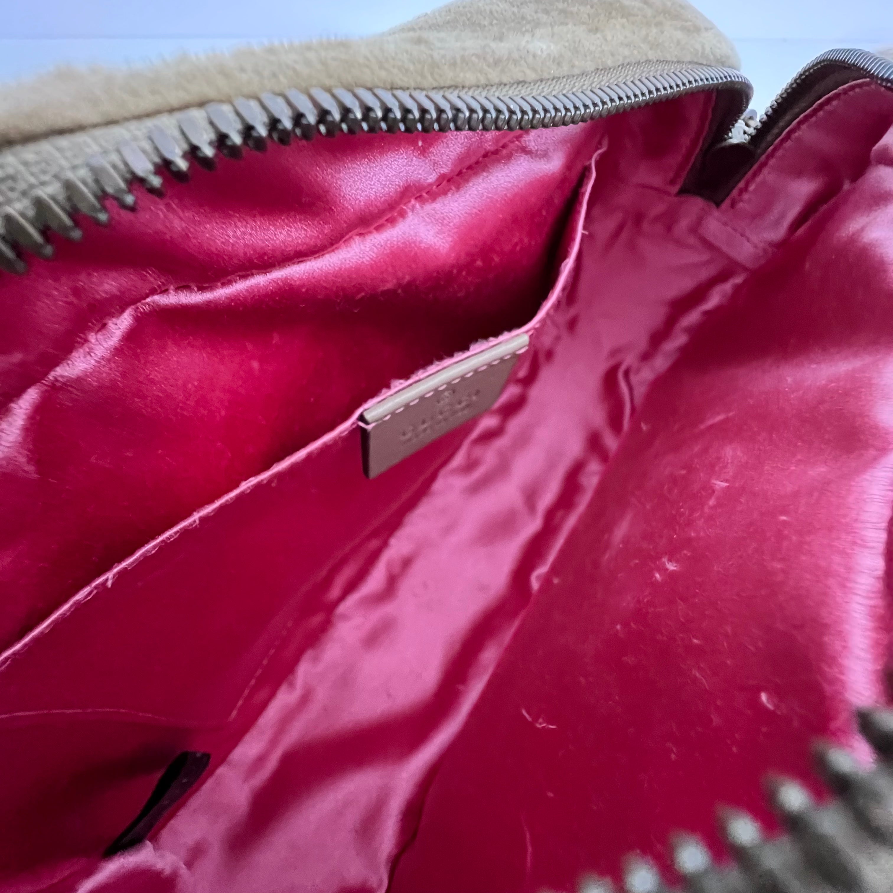 Small GG Marmont Matelassé Velvet Shoulder Bag