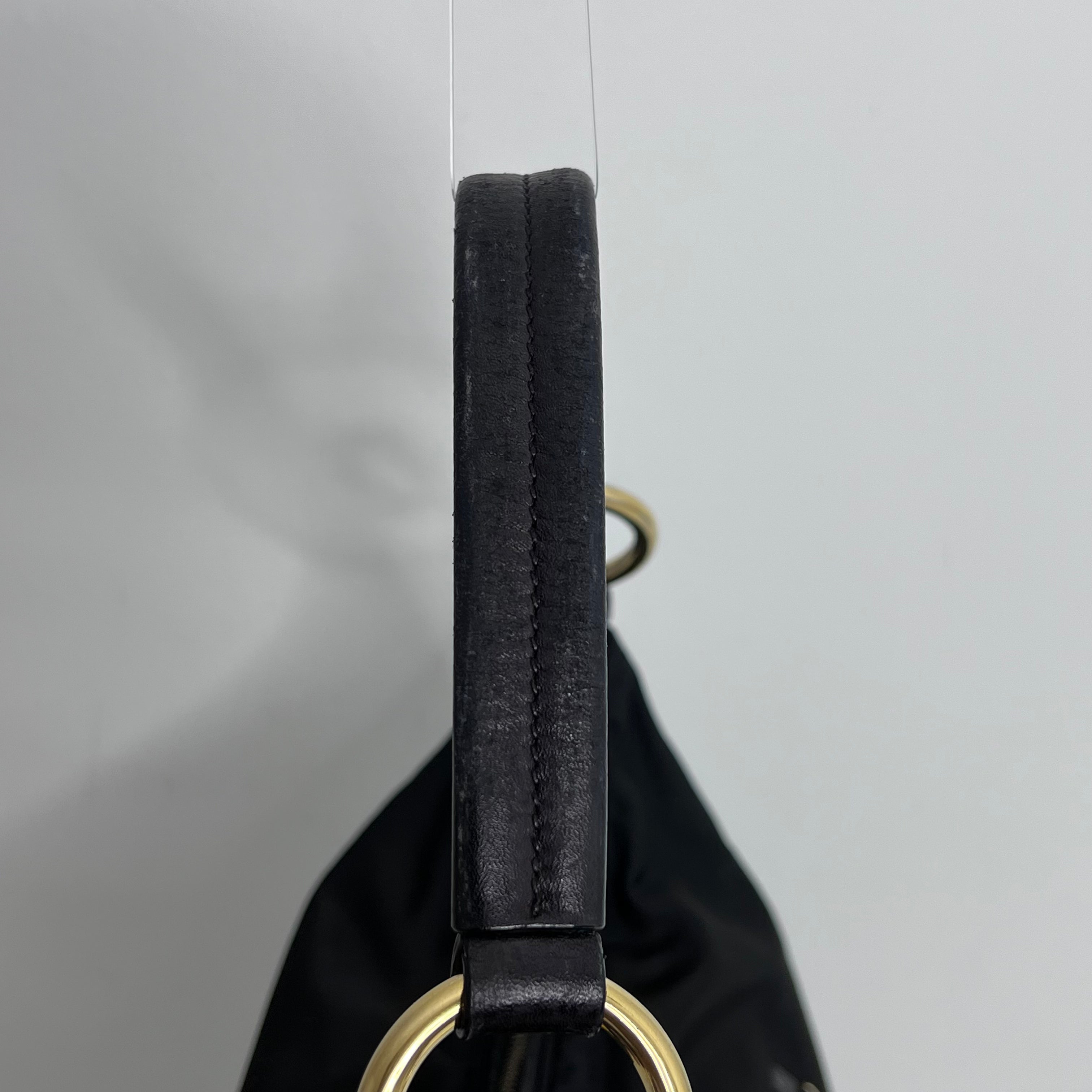 Nylon Tessuto Shoulder Bag
