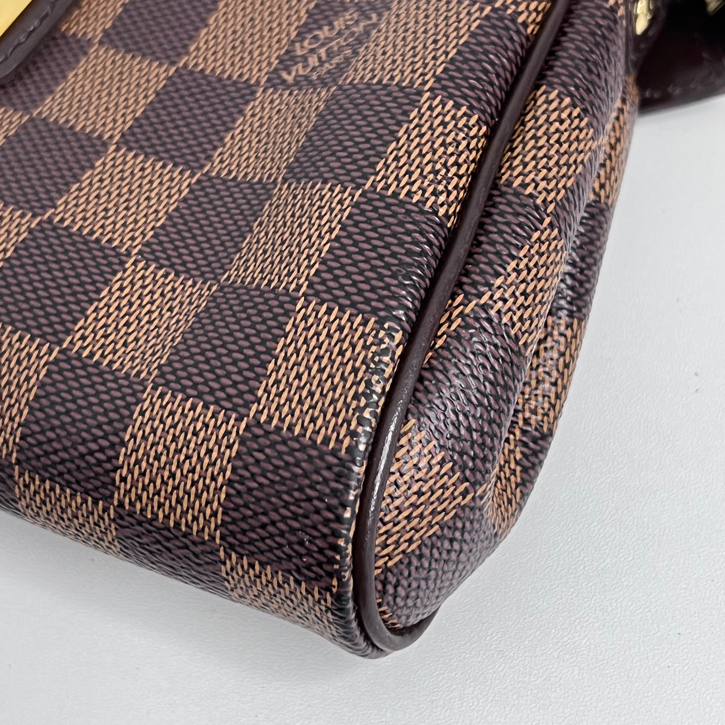 Damier Ebene Pochette Eva