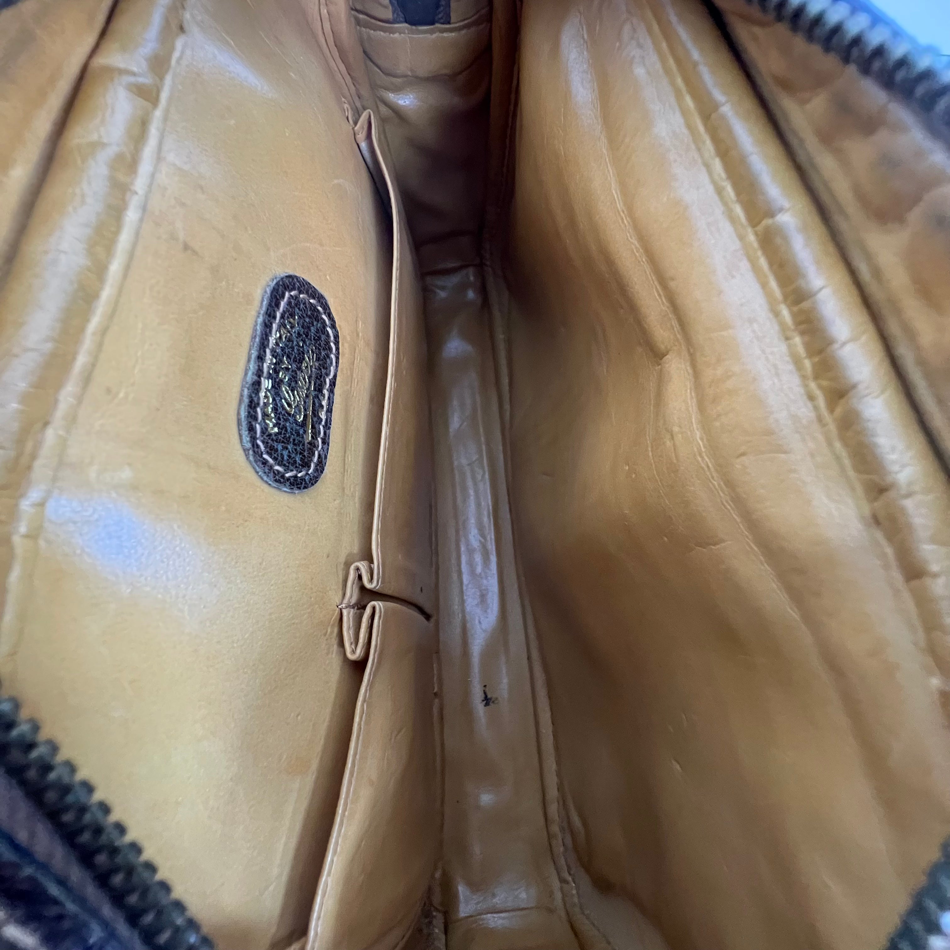 Classic Supreme GG Web Crossbody