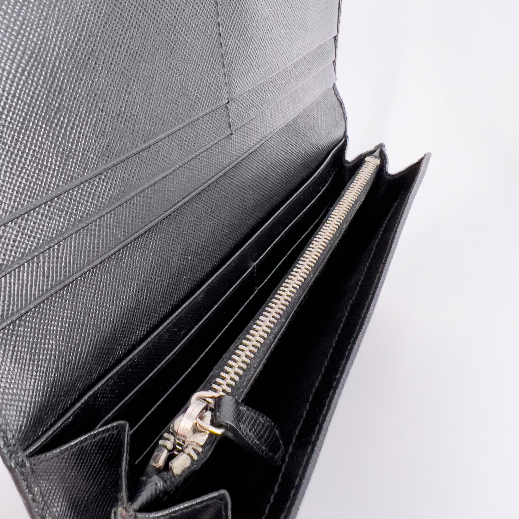 Black Saffiano Leather - Classic logo