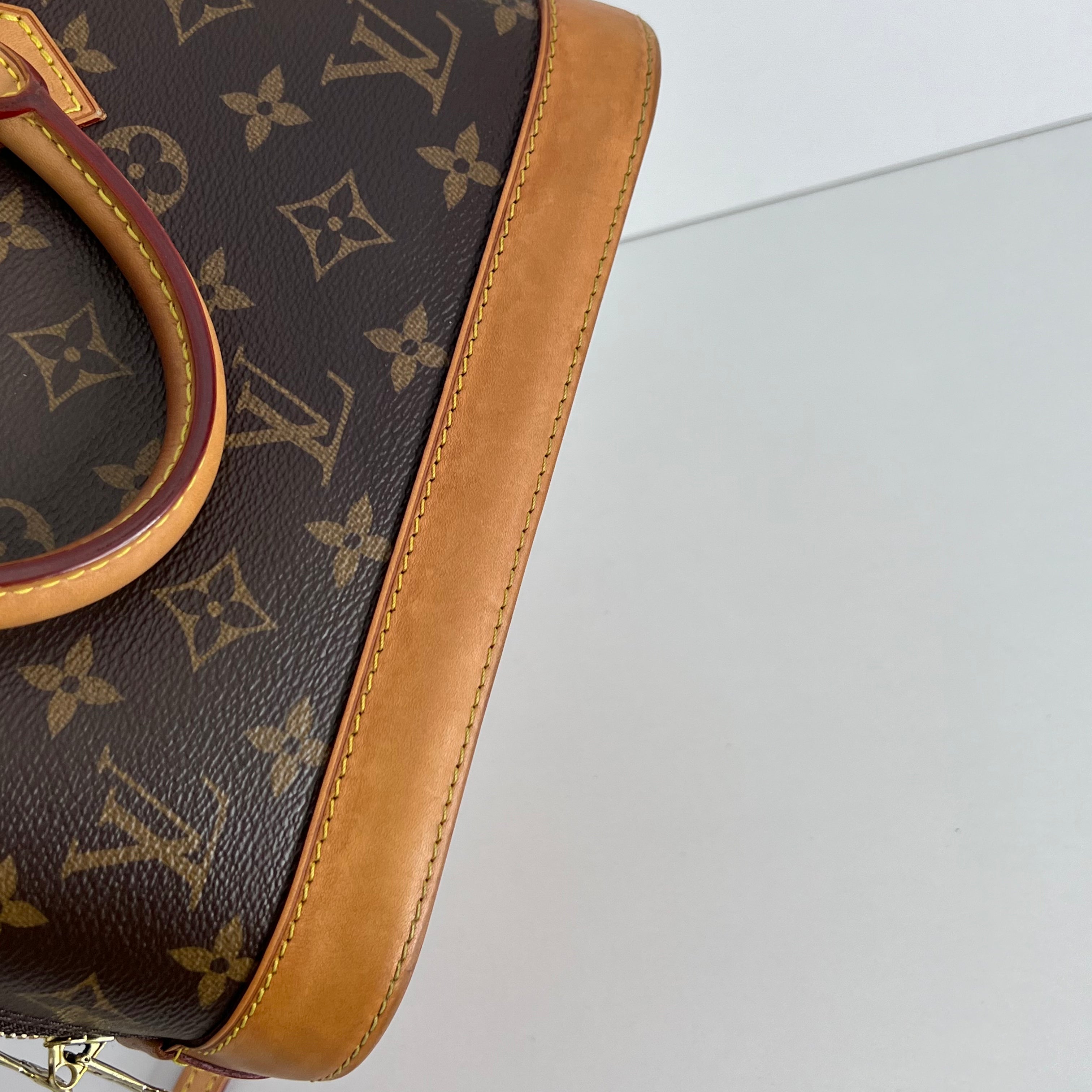 Monogram Alma BB