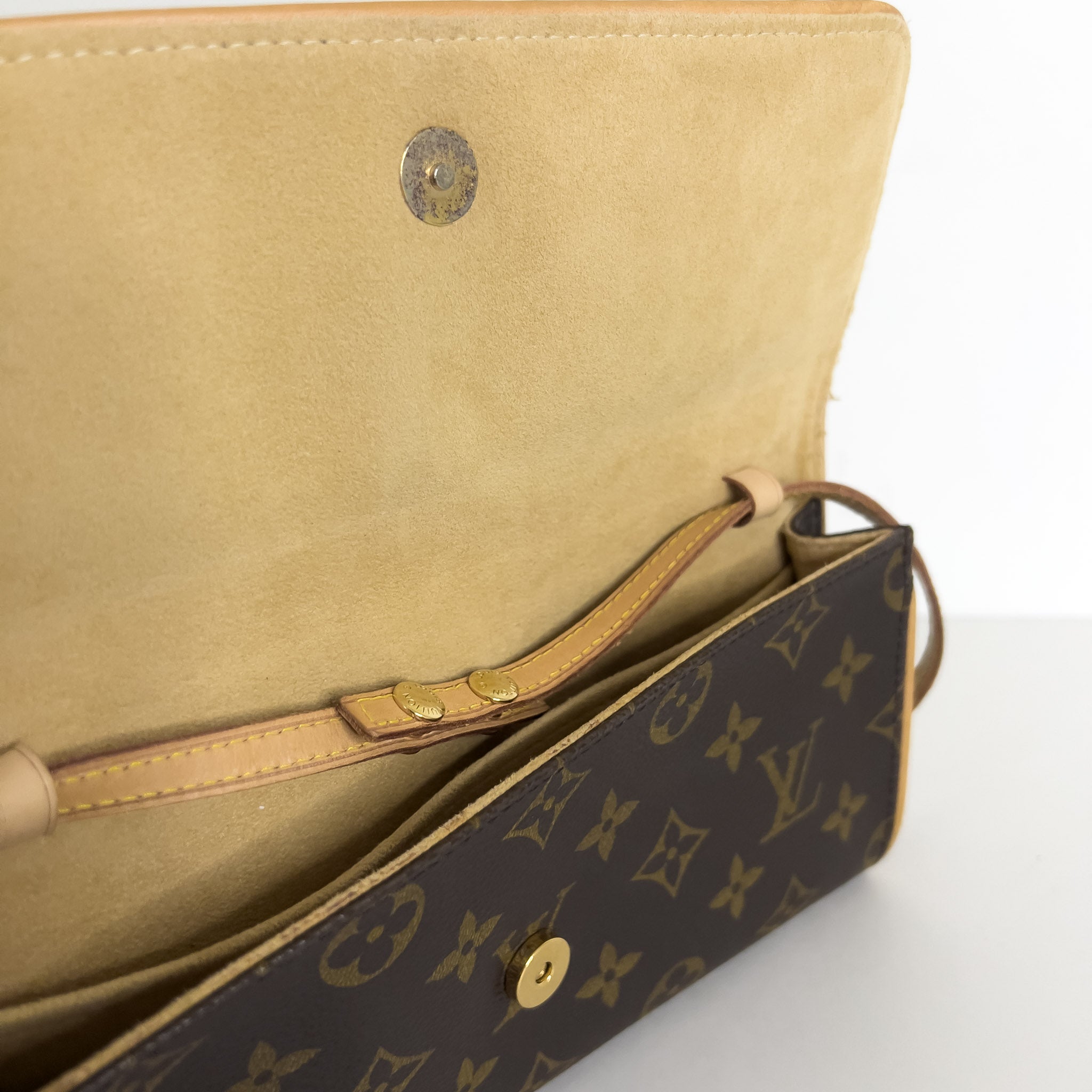 Monogram Pochette Twin GM