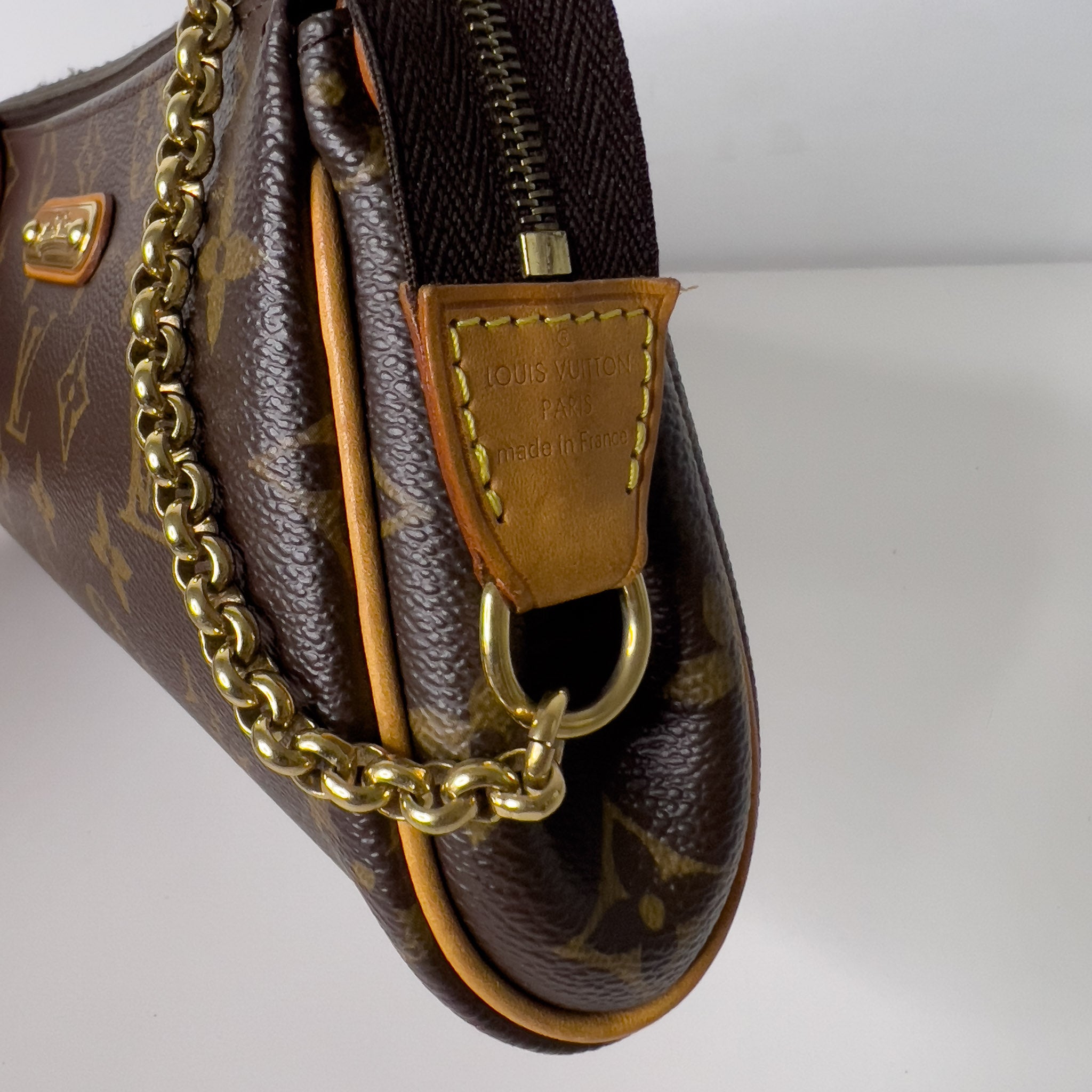 Monogram Pochette Eva