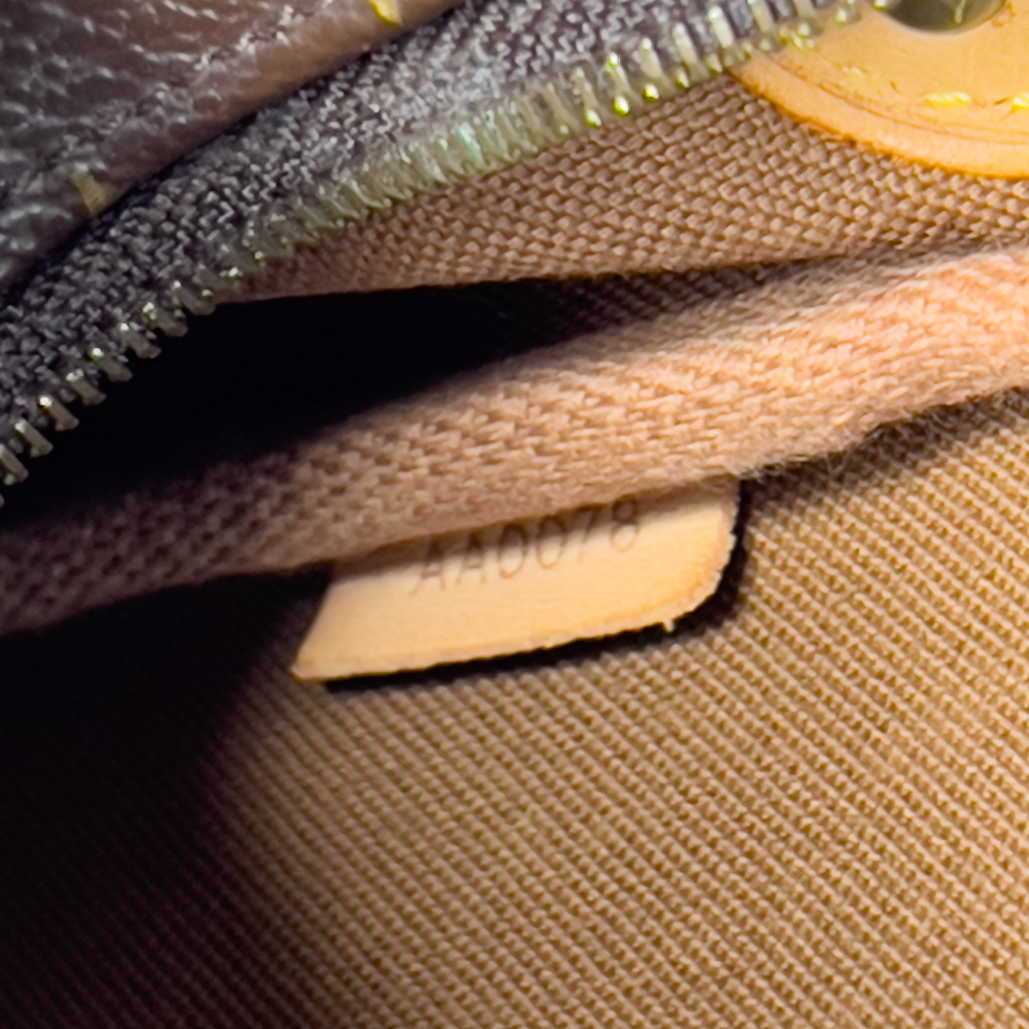 Monogram Pochette Eva