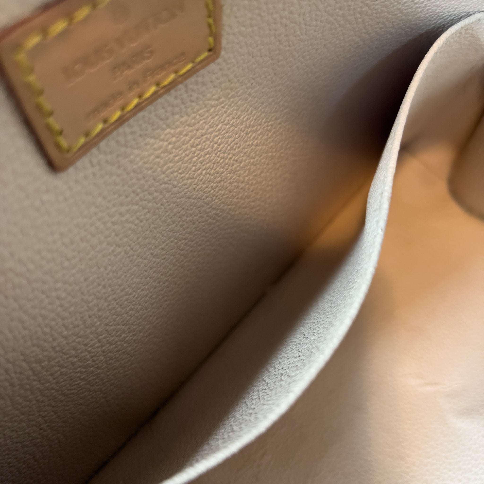 Monogram Pochette Eva
