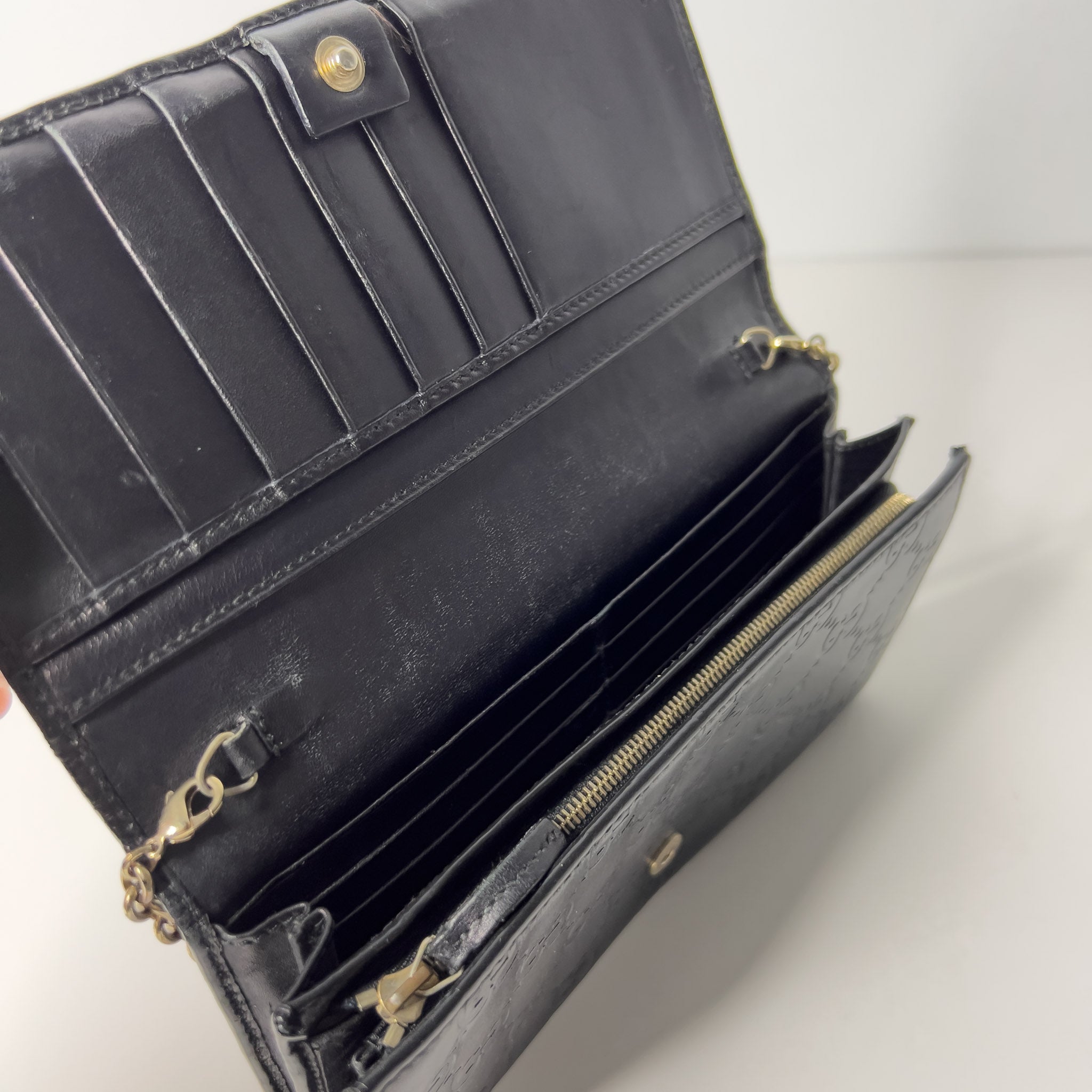 Black Guccissima Wallet on Chain