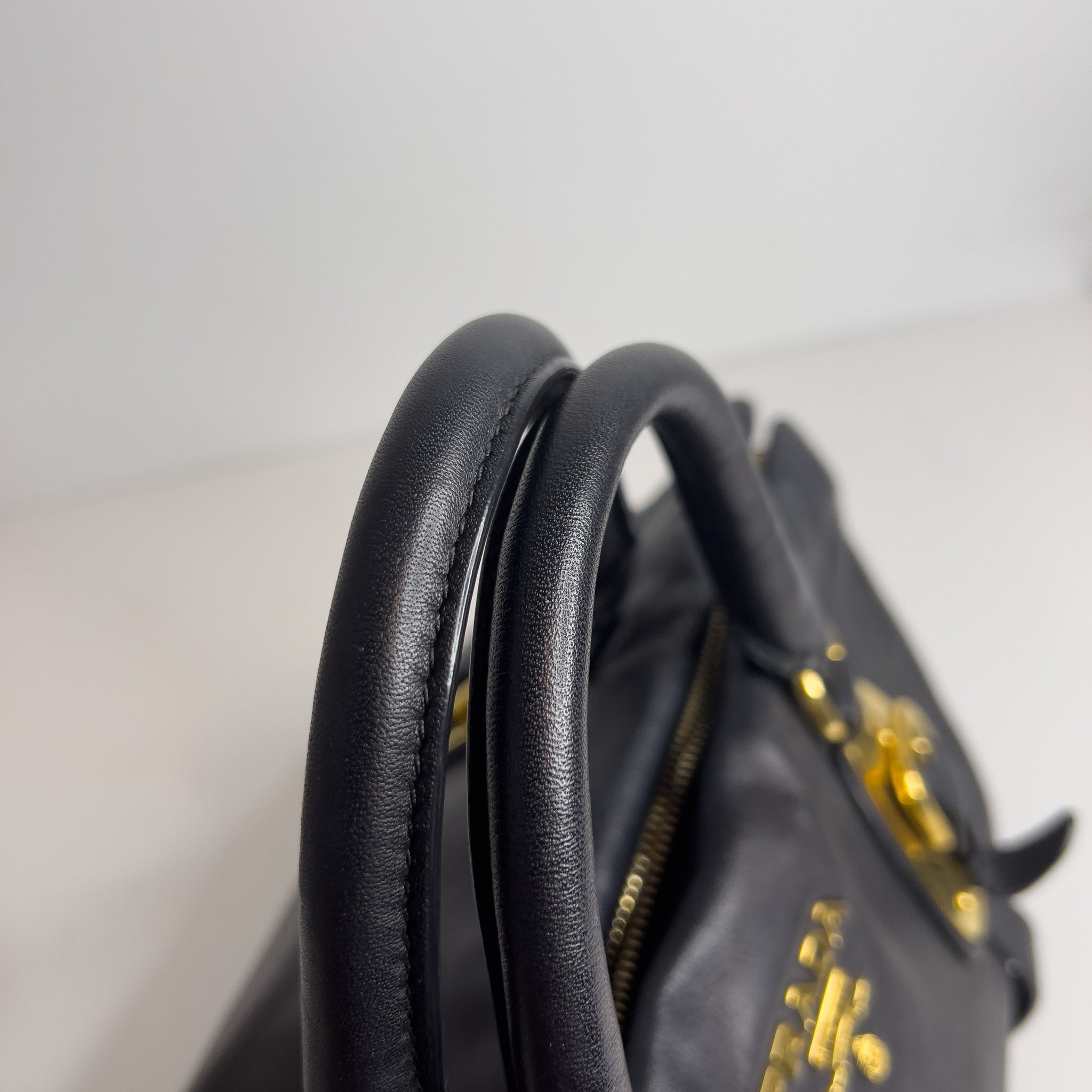 Bauletto Nero Calfskin Leather