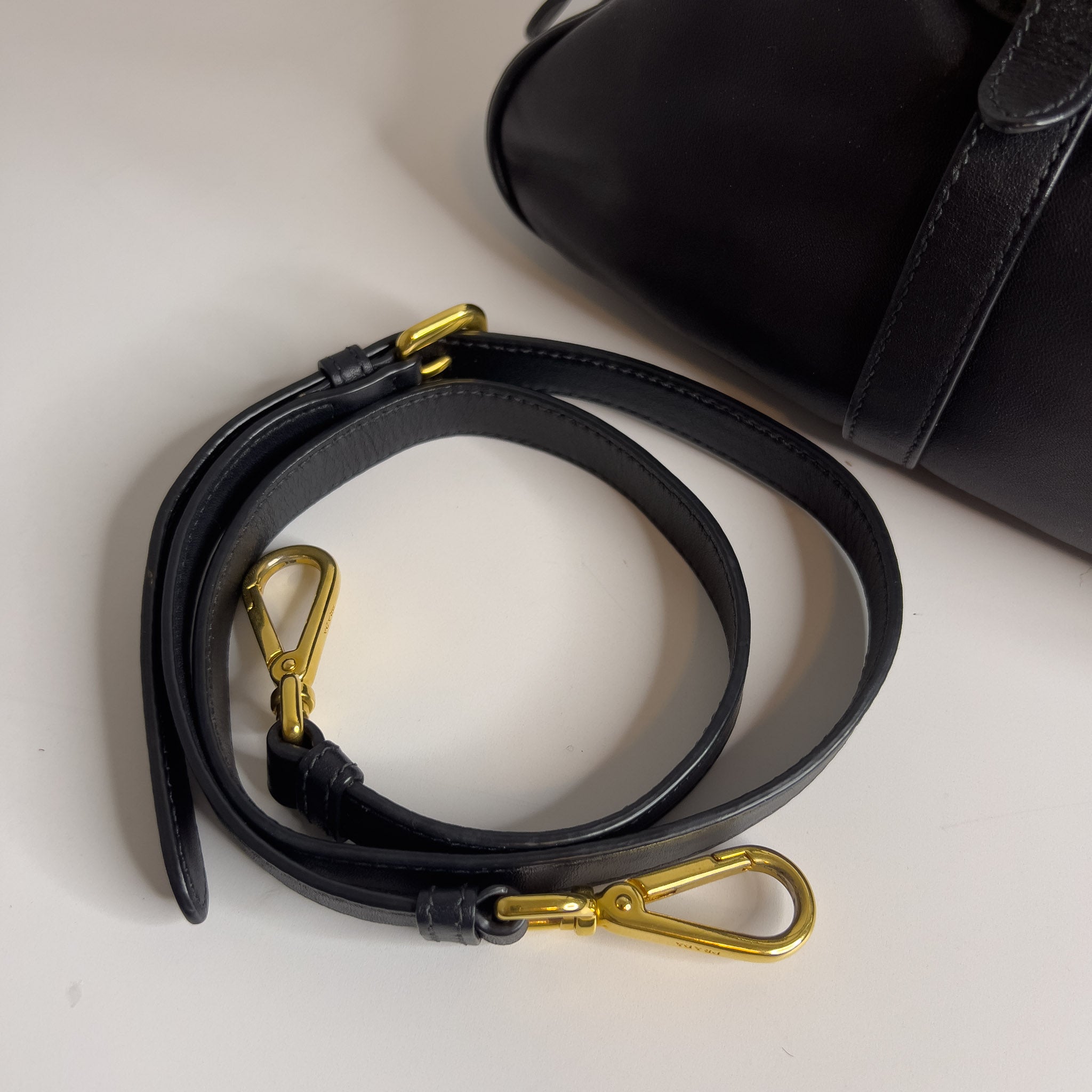 Bauletto Nero Calfskin Leather