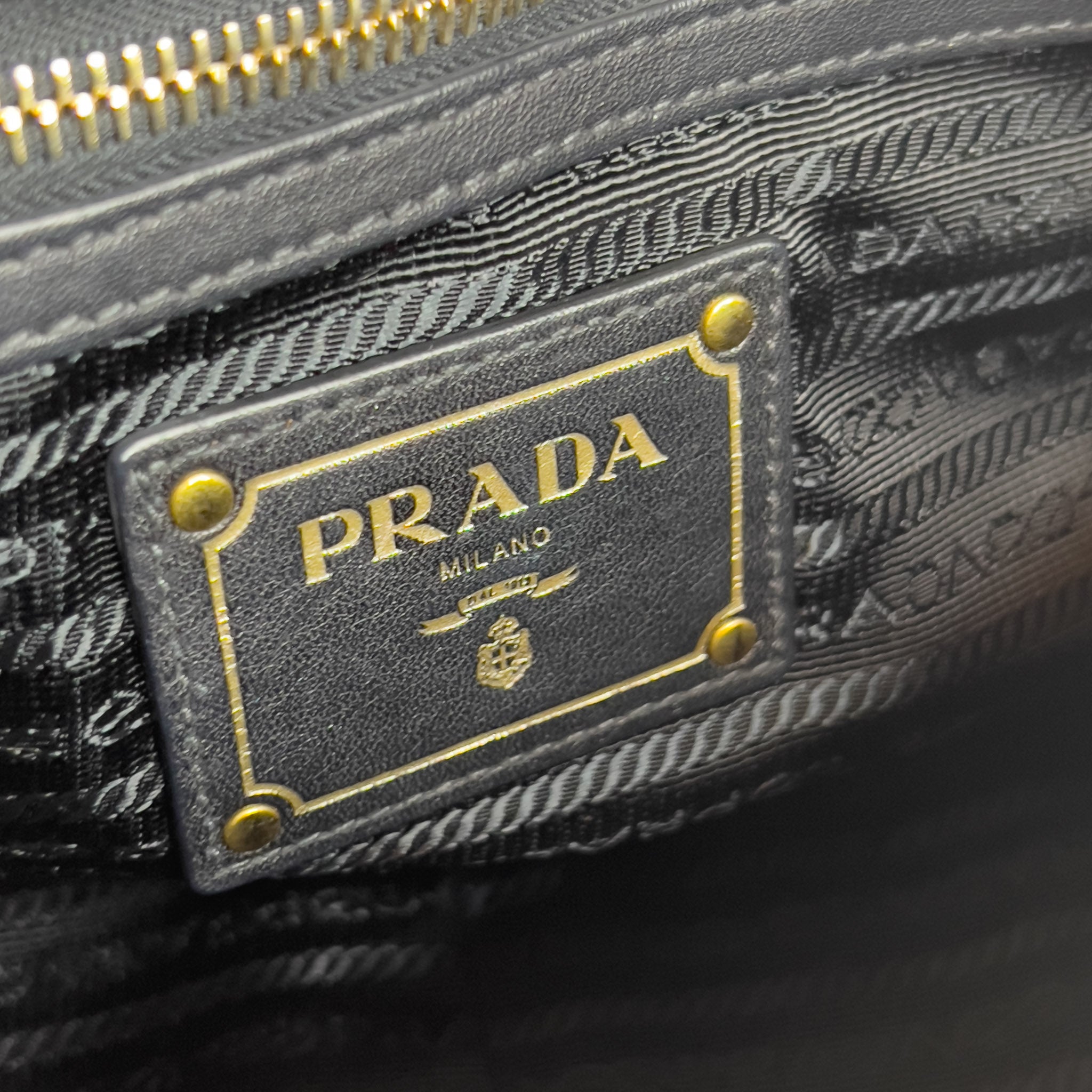 Bauletto Nero Calfskin Leather