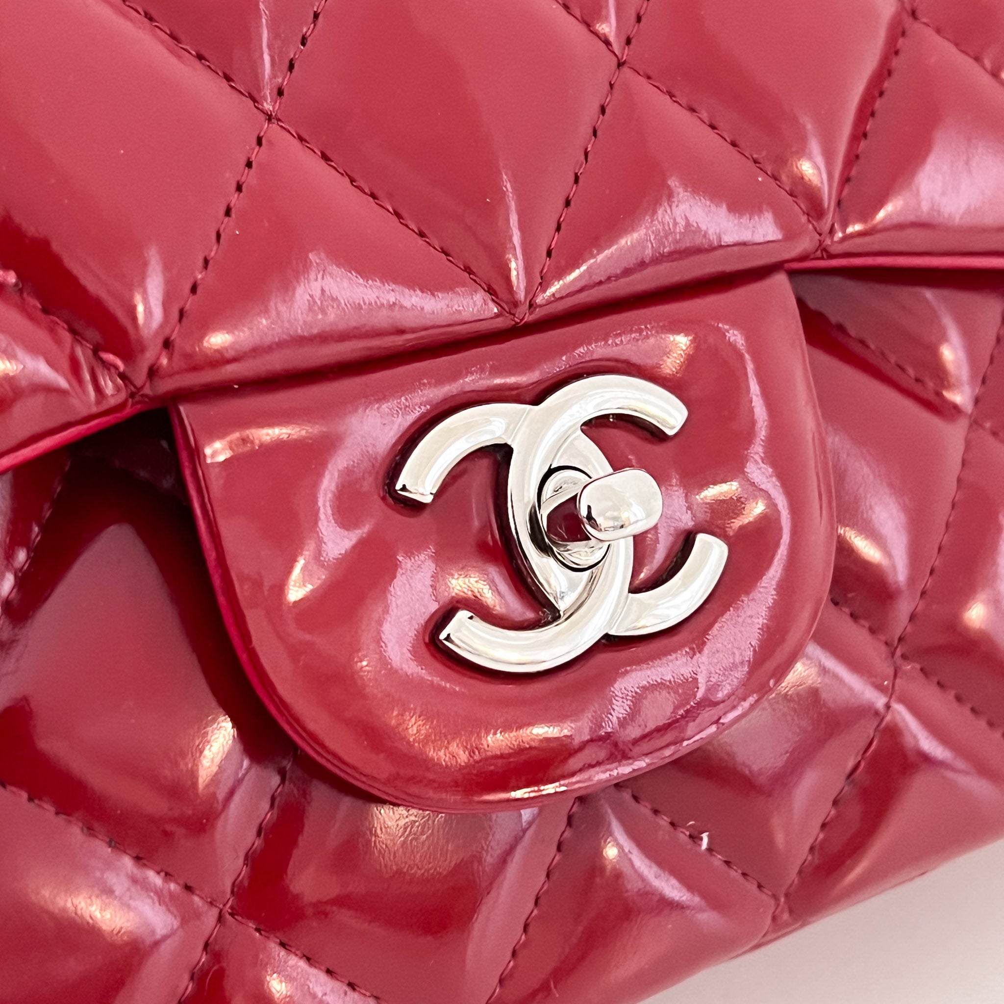 Red Patent Jumbo Classic Double Flap