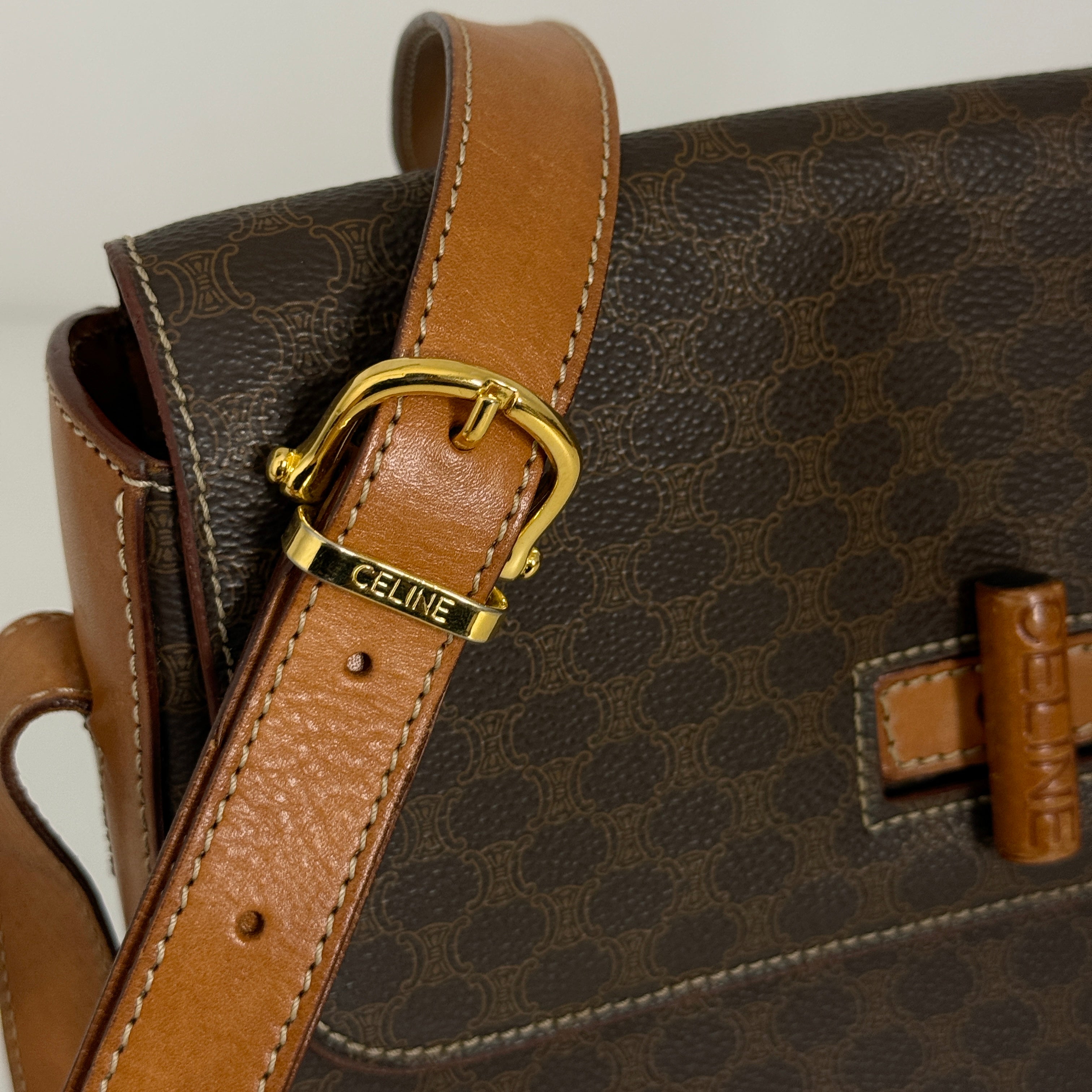 Twist Macadam Crossbody
