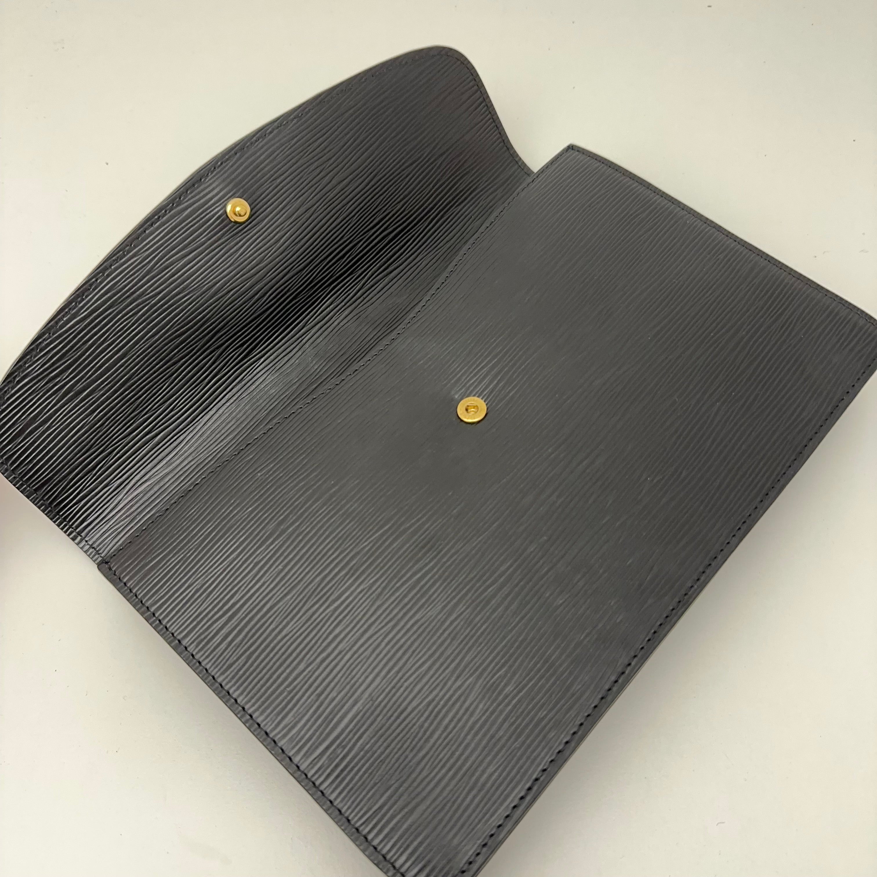 Black Epi Clutch