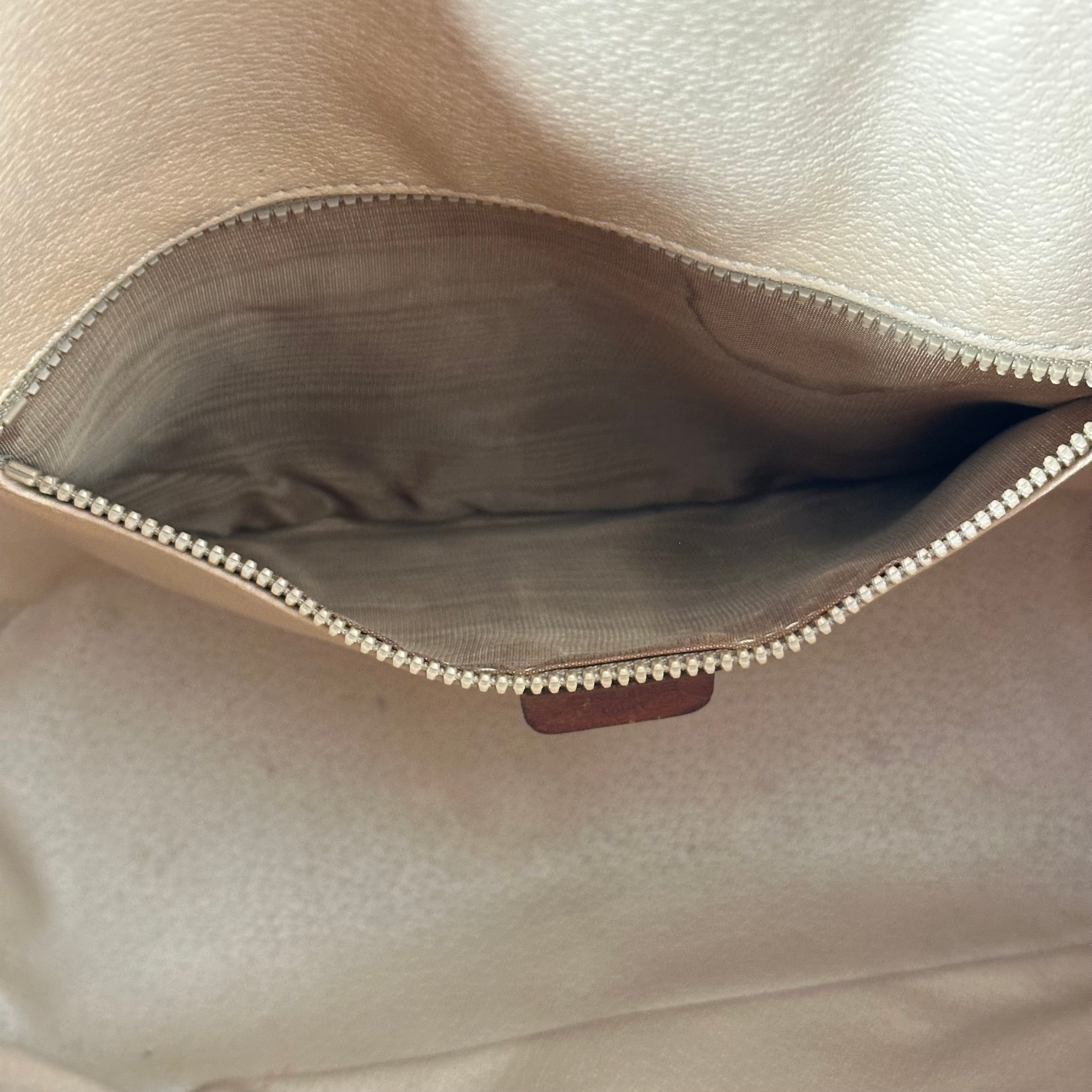 Light Macadem Bucket Bag