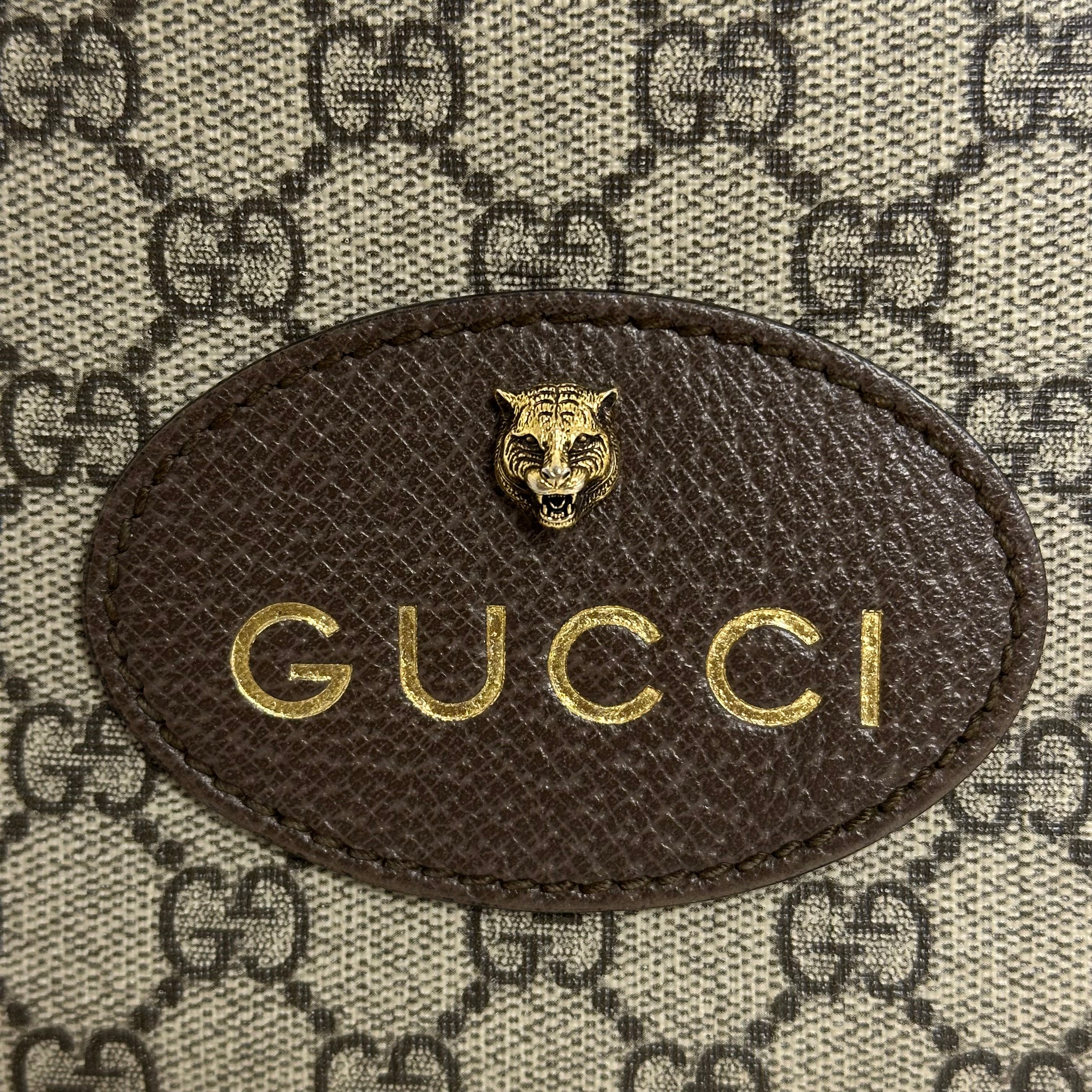 Neo Vintage GG Supreme Messenger Bag