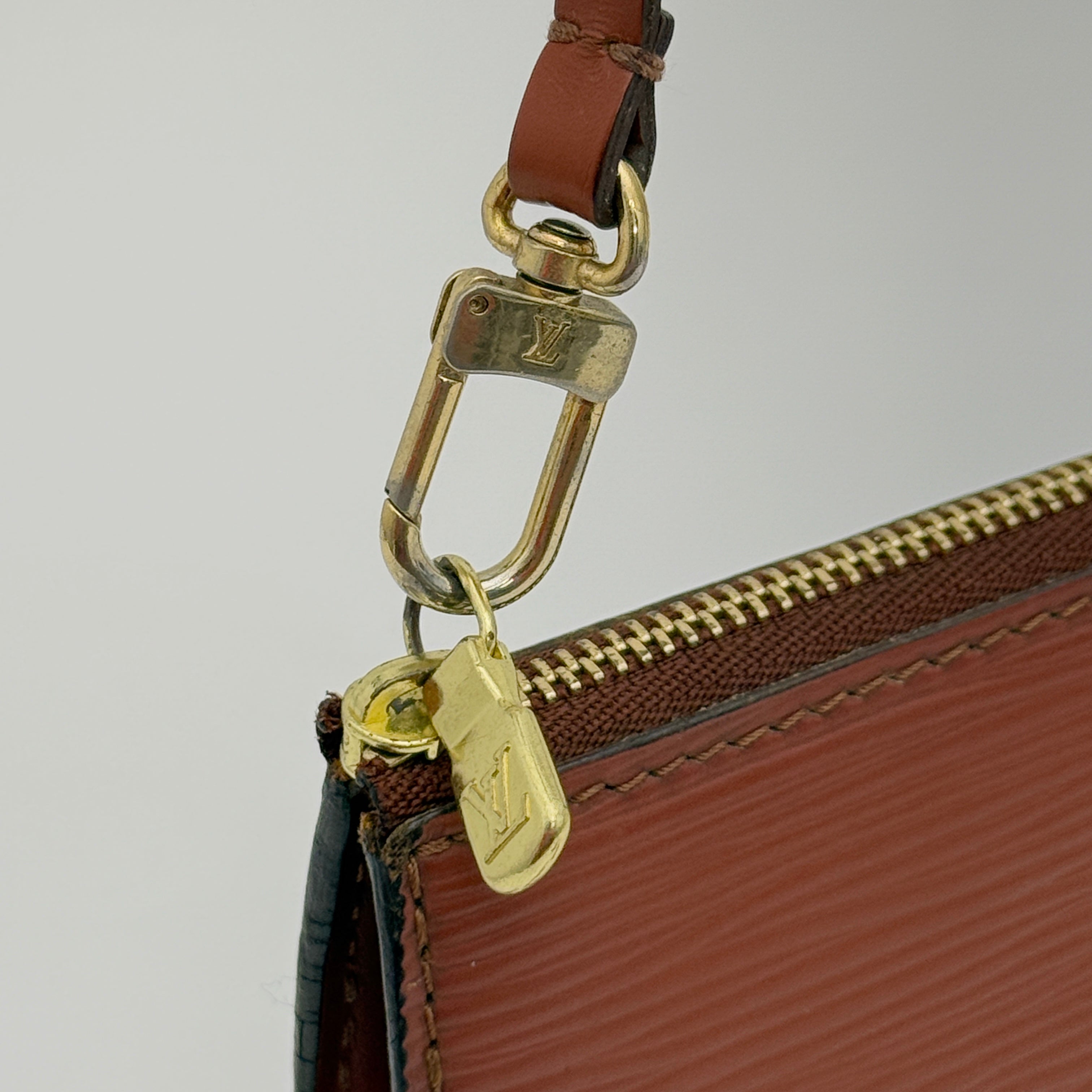 Epi Pochette Accessories