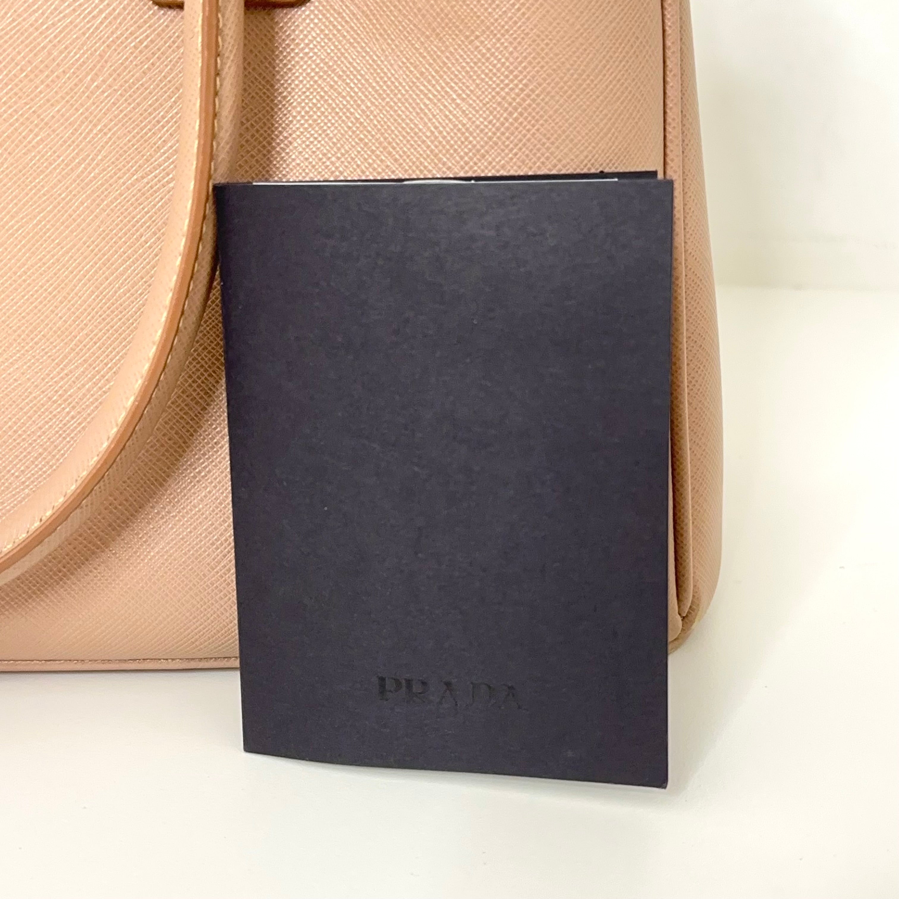 Saffiano Lux