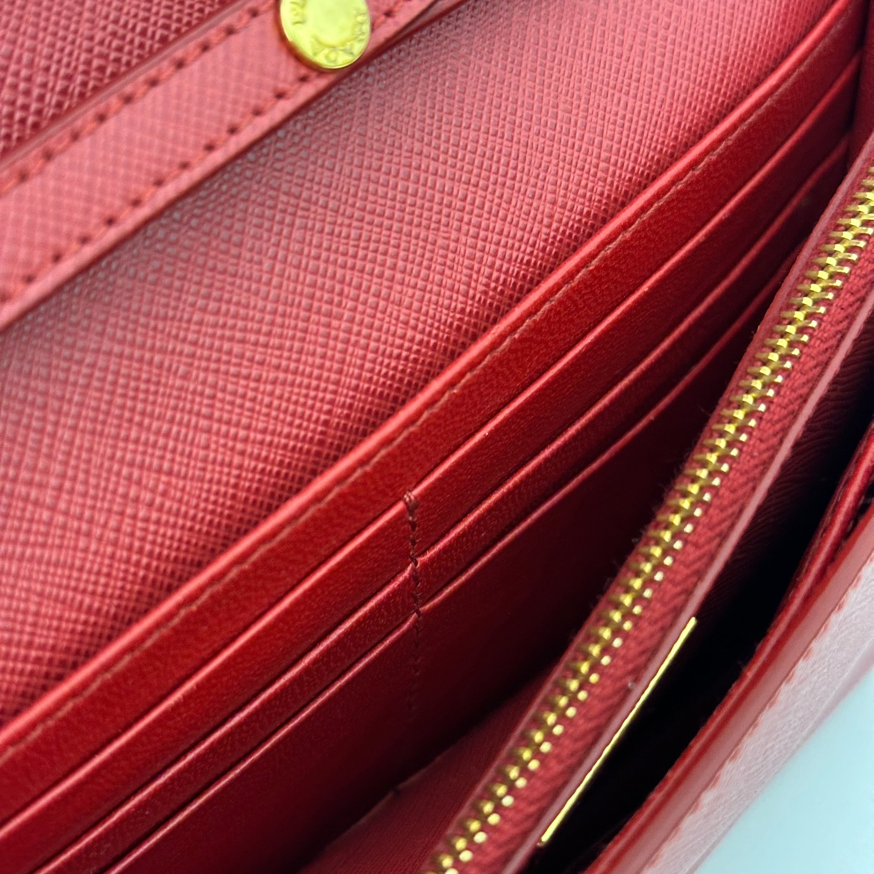 Red Saffiano WOC