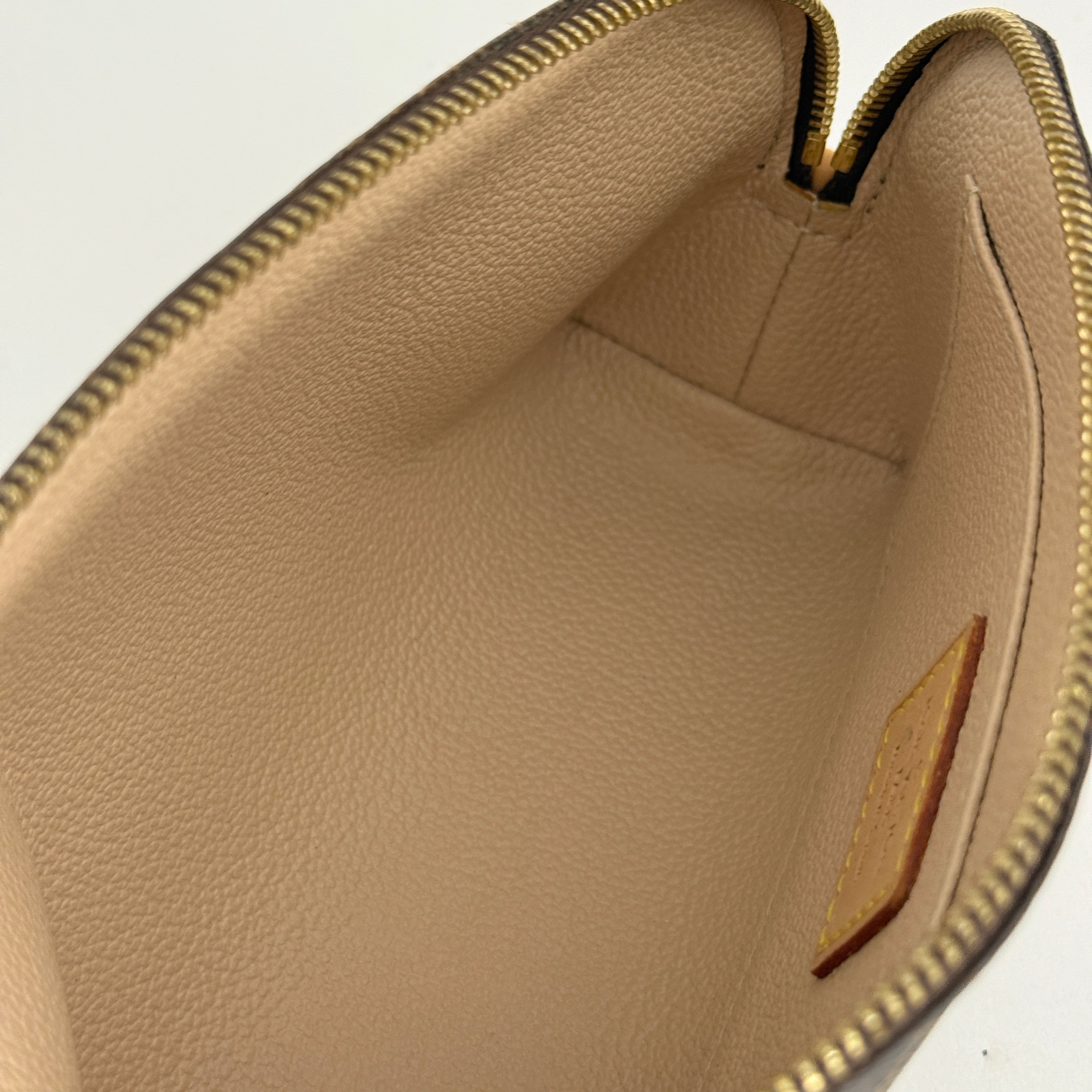 Cosmetic Pouch