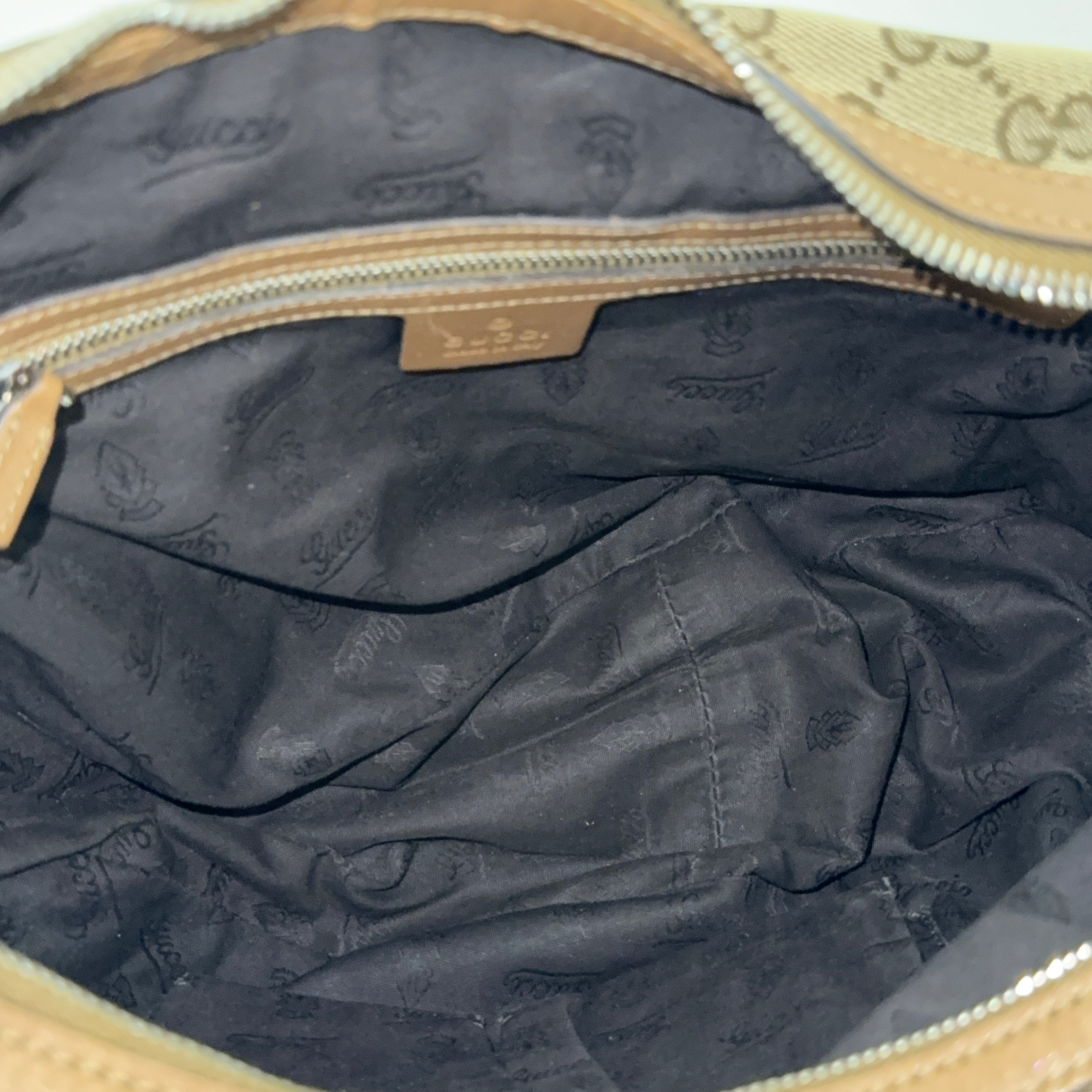 Interlocking G Hobo Bag