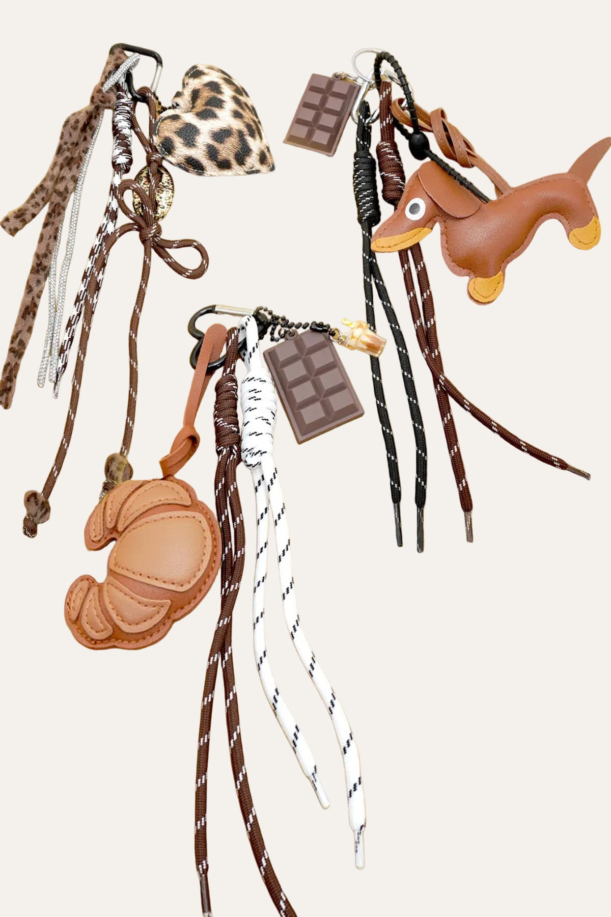 KEY CHAIN CROISSANT BAG CHARM