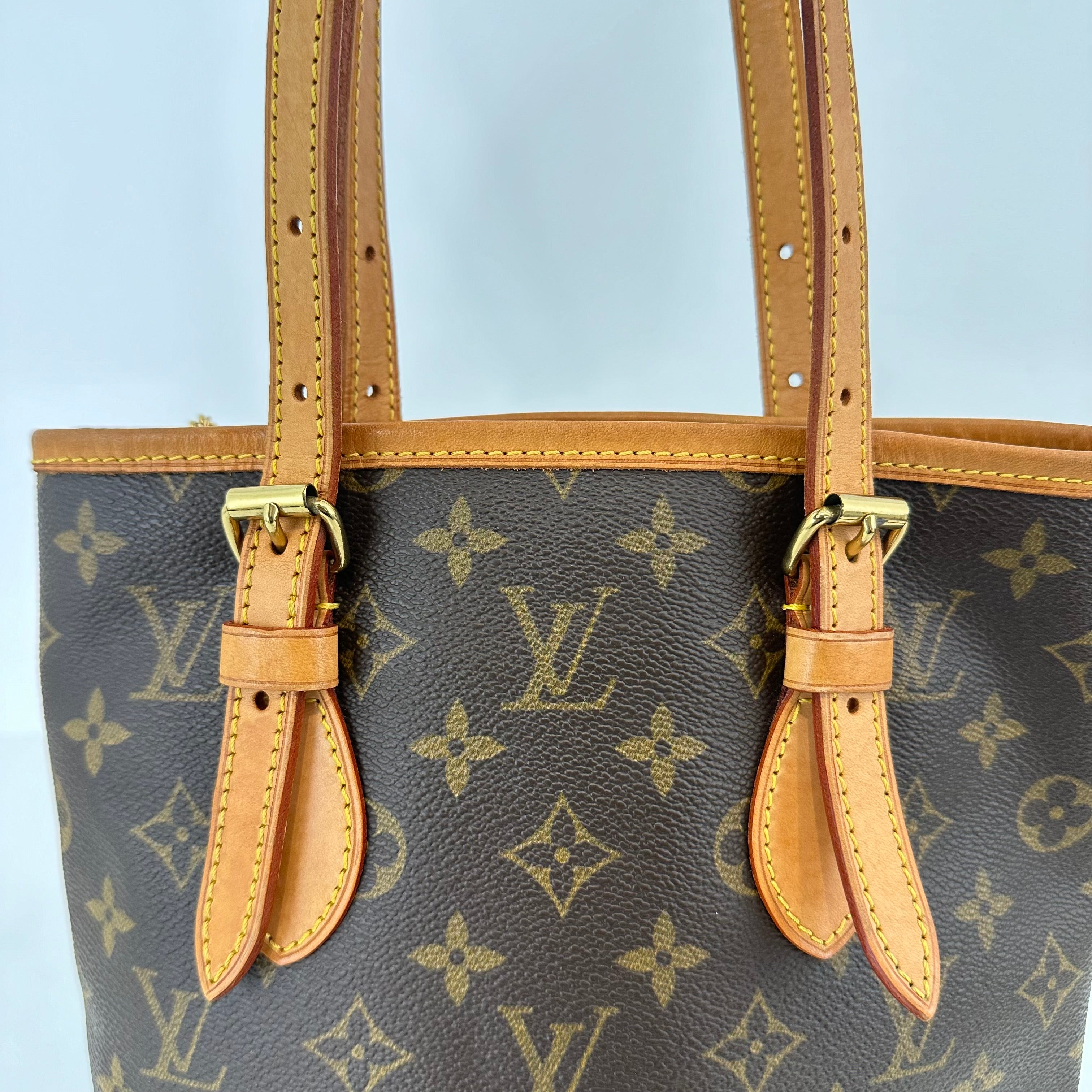 Marais Bucket Bag w/ Pouch