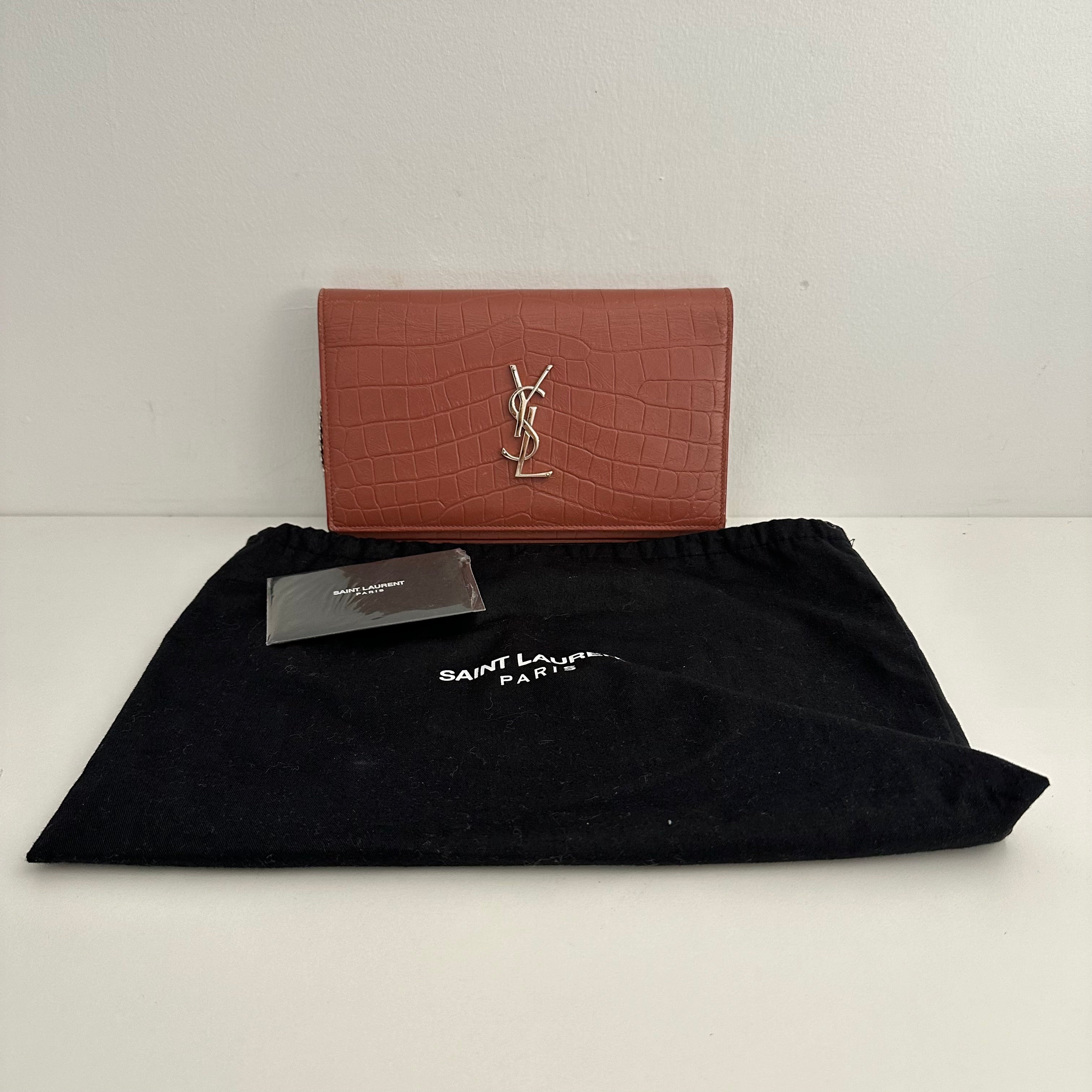 Kate Chain on Wallet