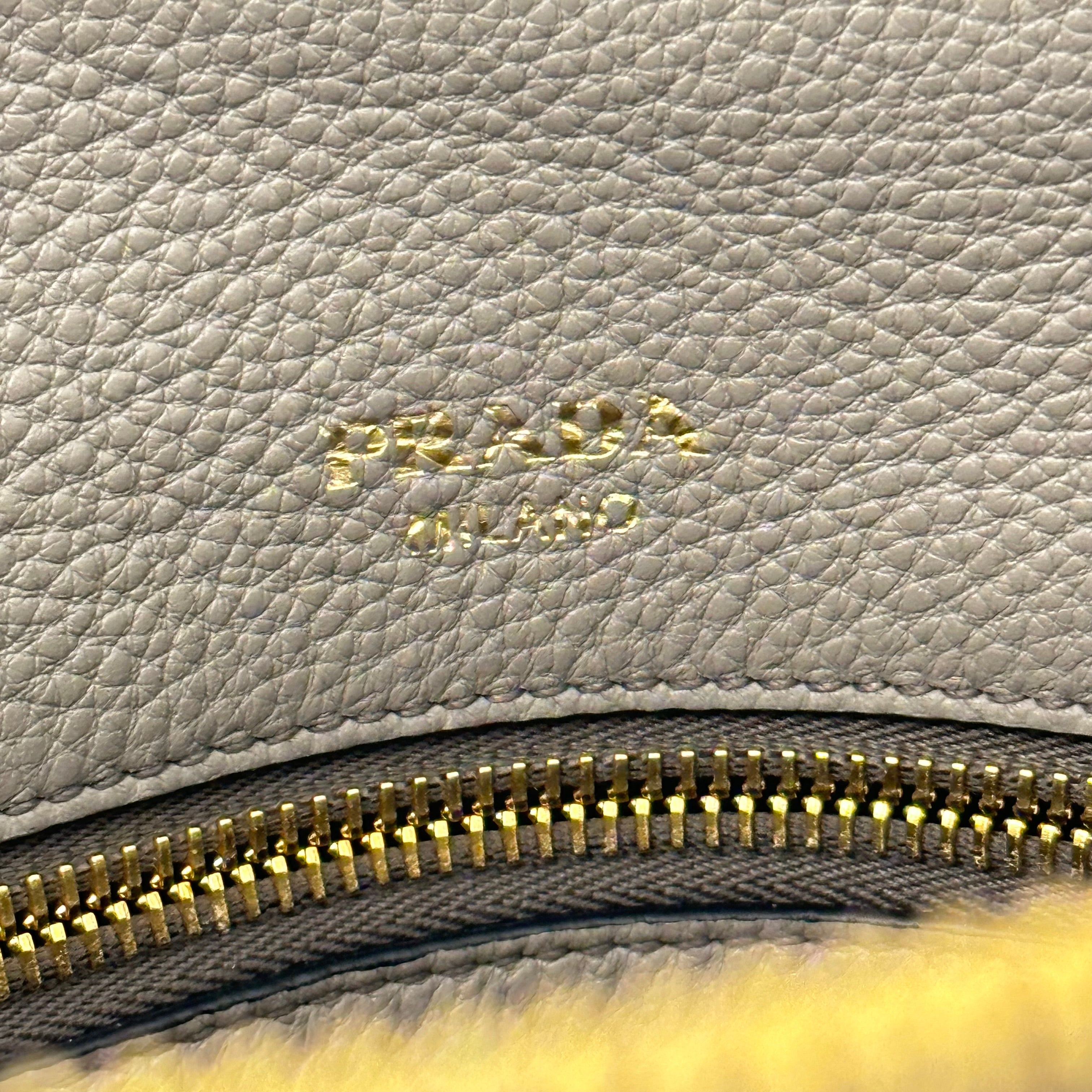 Phenix Medium Tote