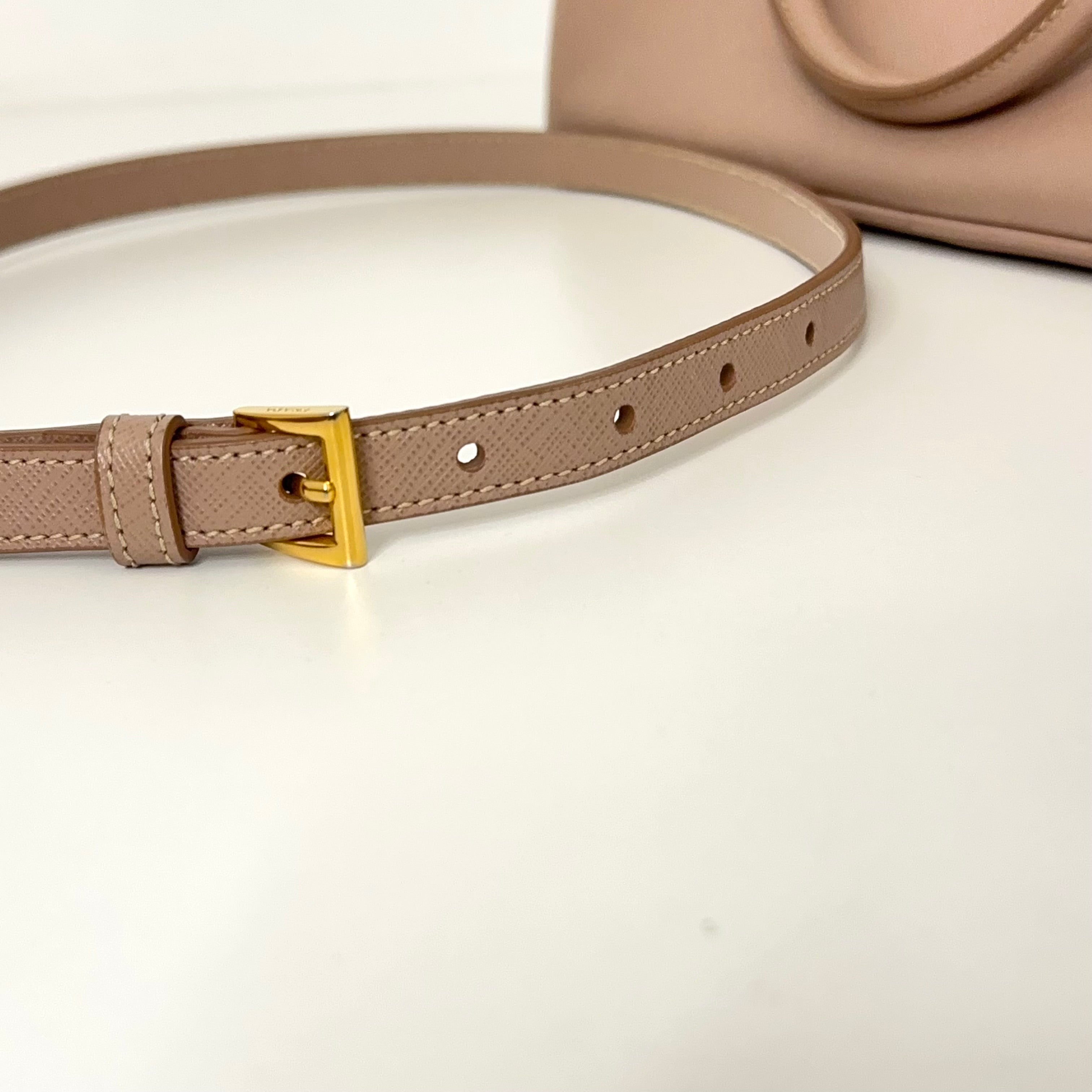 Saffiano Lux