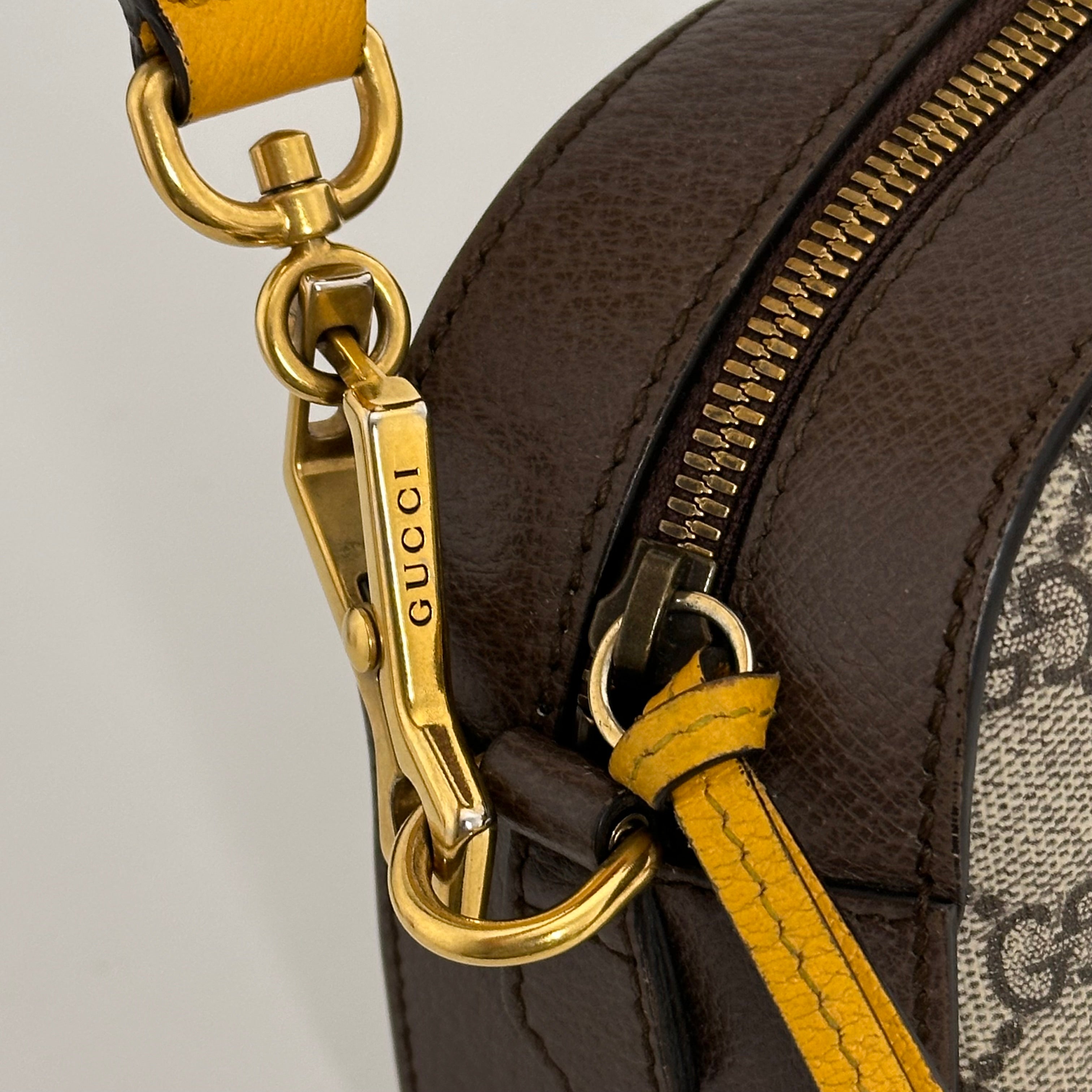 Neo Vintage GG Supreme Messenger Bag