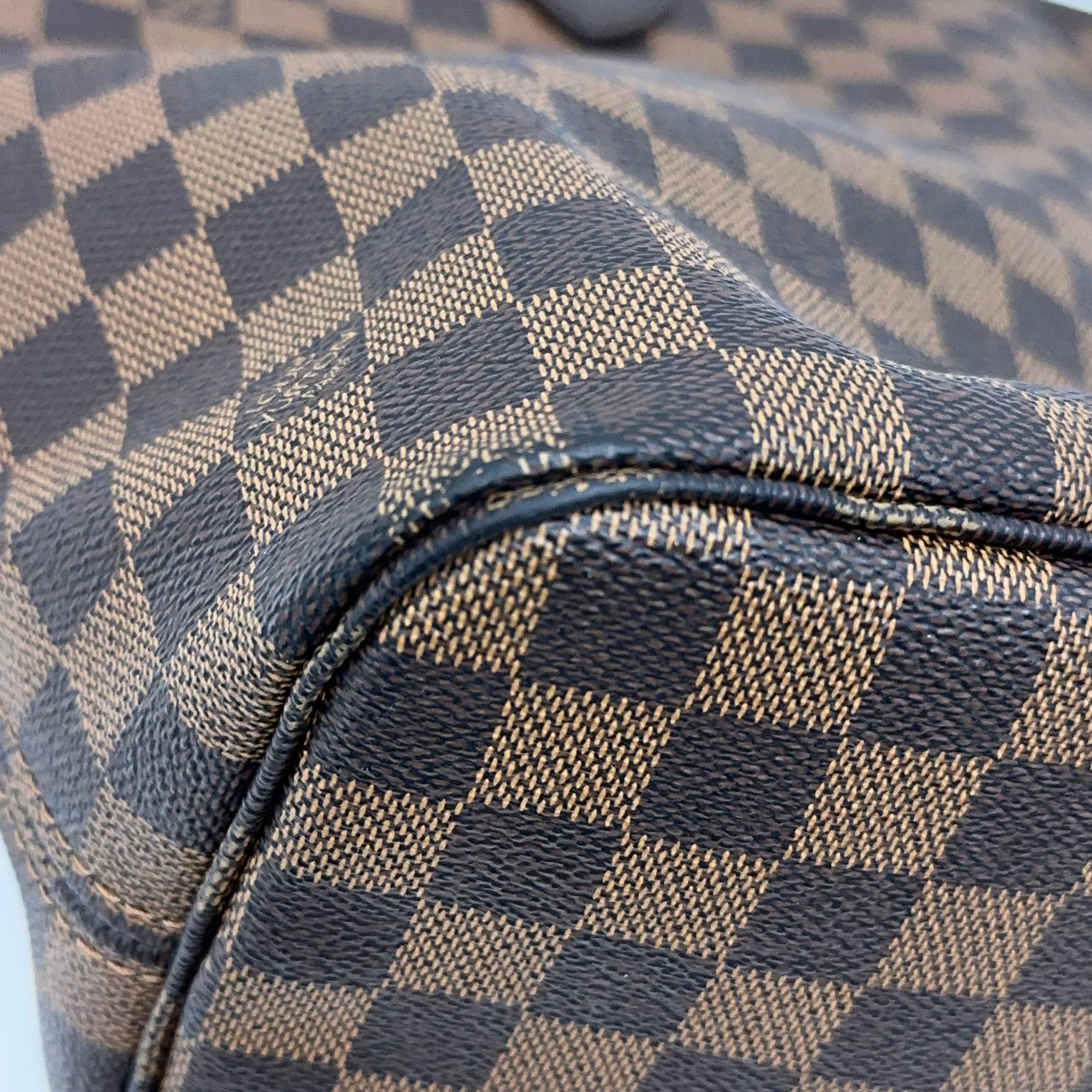 Louis Vuitton Neverfull MM