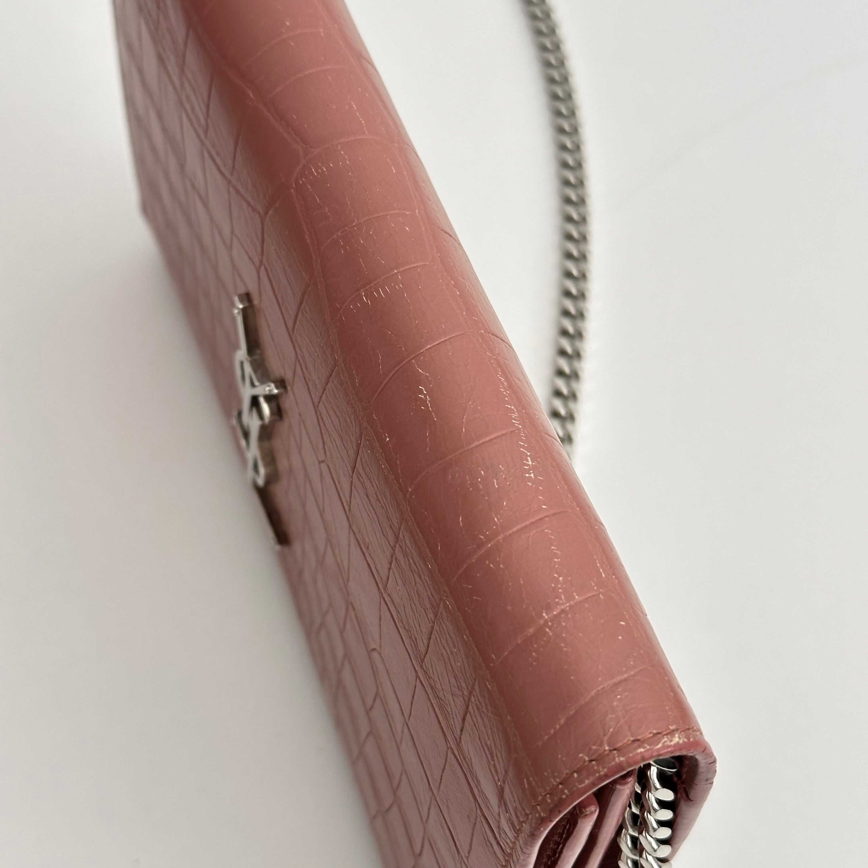 Kate Chain on Wallet