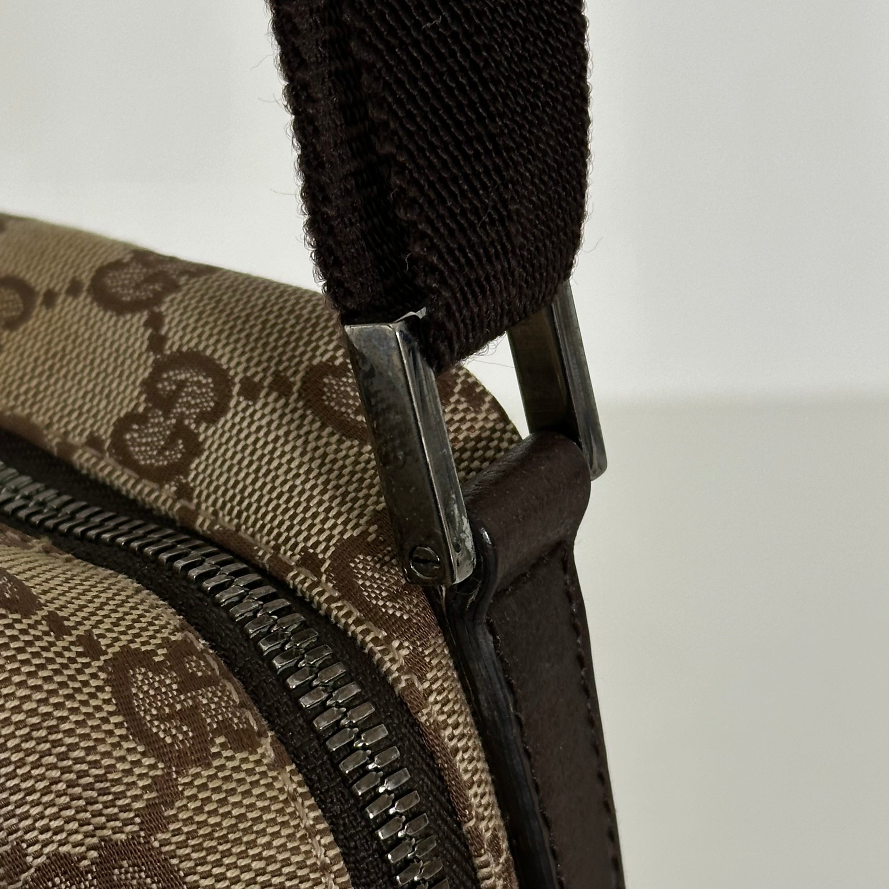 GG Web Medium Crossbody