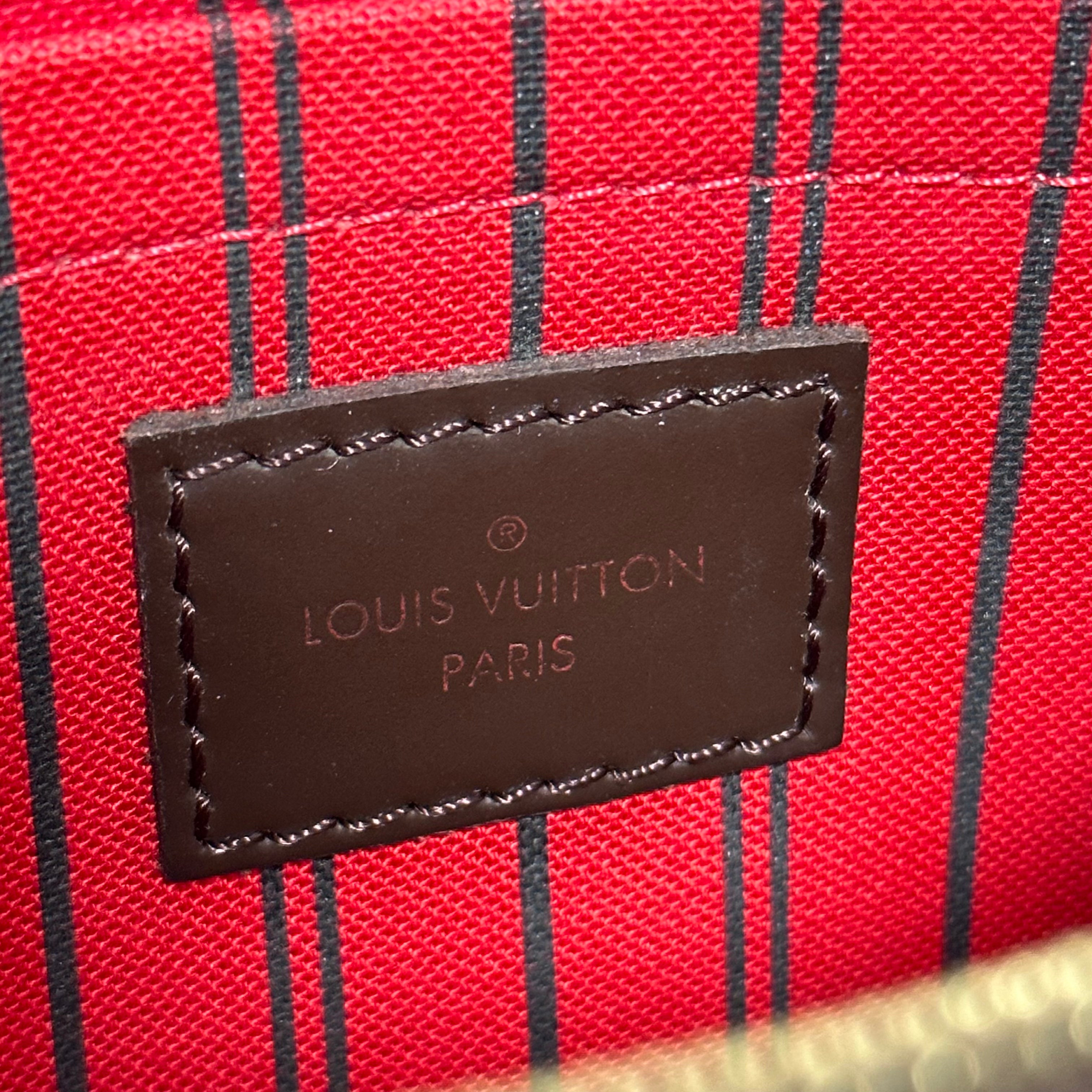 Damier Ebene Neverfull Pouch