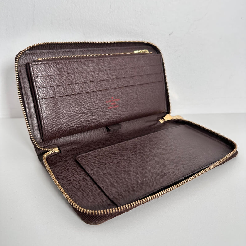 Zippy Organizer Wallet