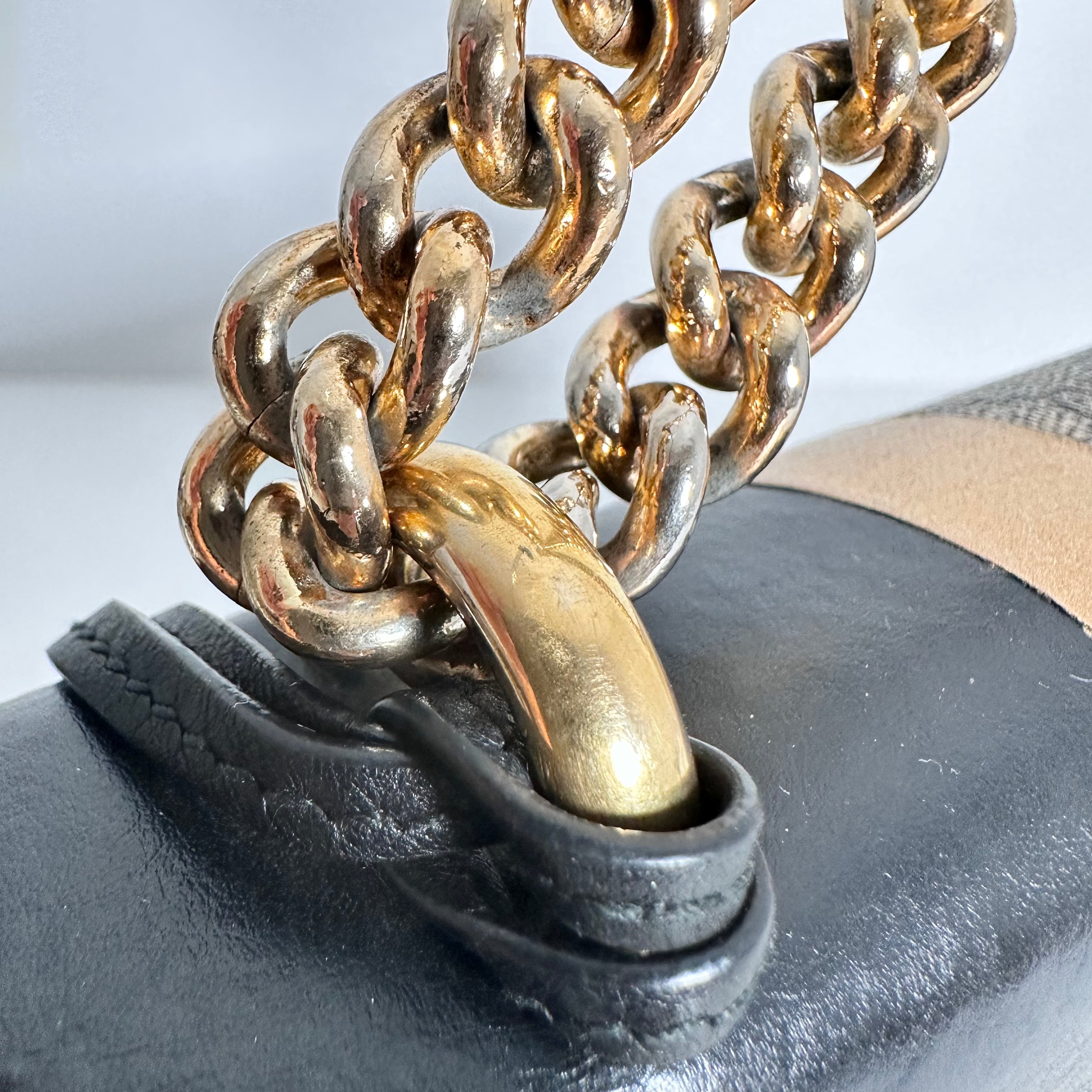 GG Padlock Shoulder Bag