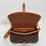 Monogram Sologne