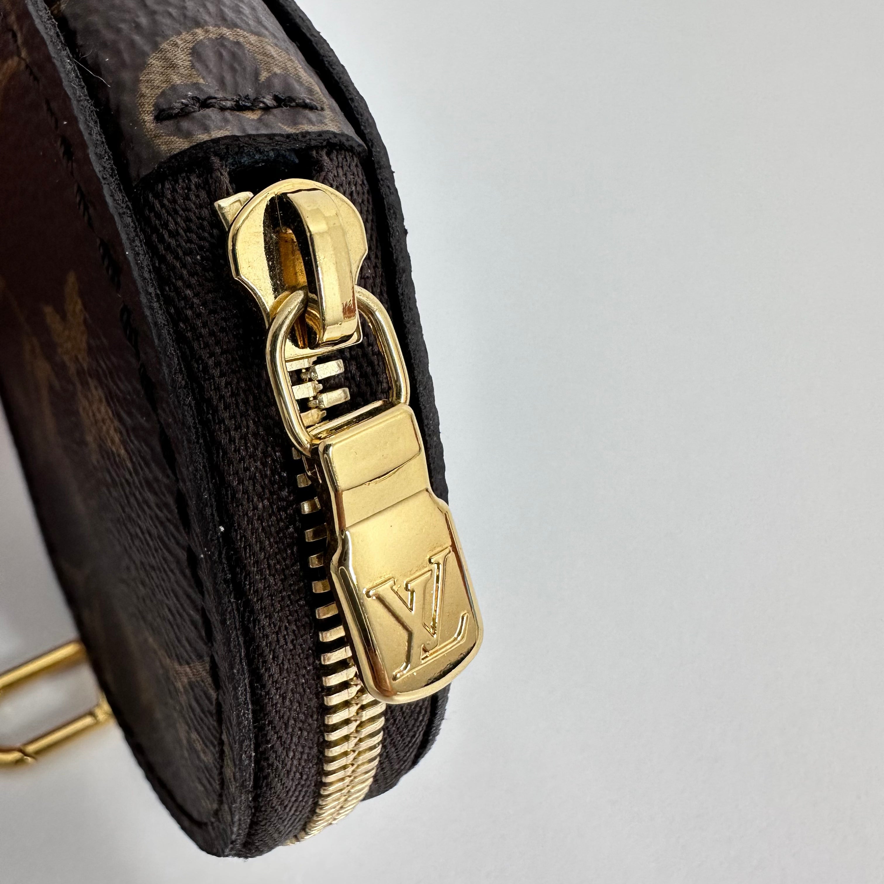 Monogram Round Coin Purse