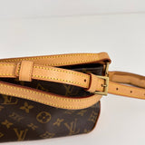 Monogram Trotteur