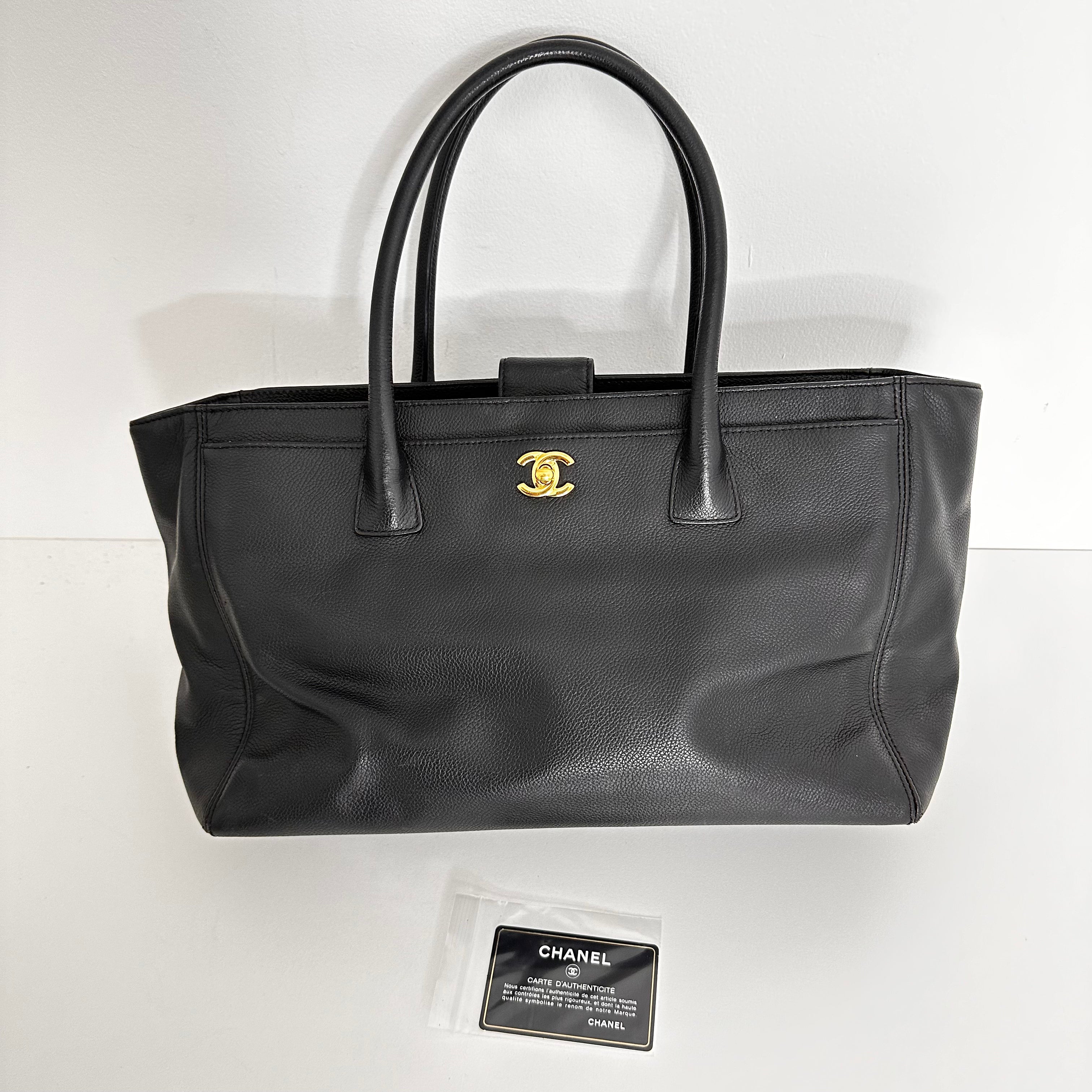 Medium Executive Tote