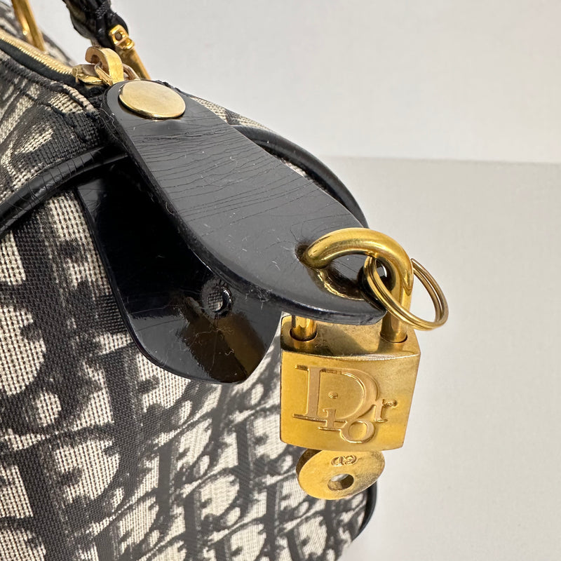 Trotter Boston Bag