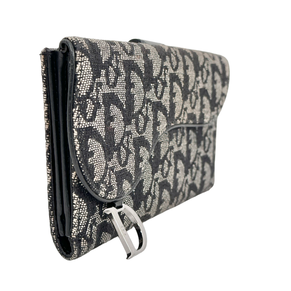 Saddle Wallet