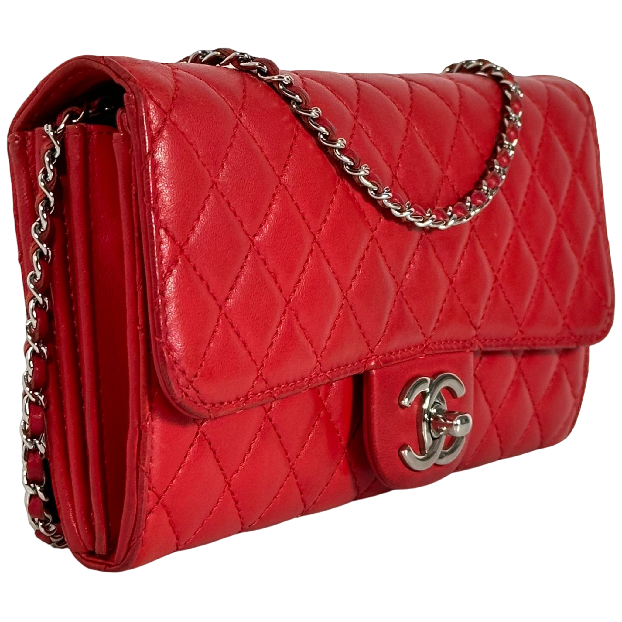 Red Quilted Accordion Wallet on Chain